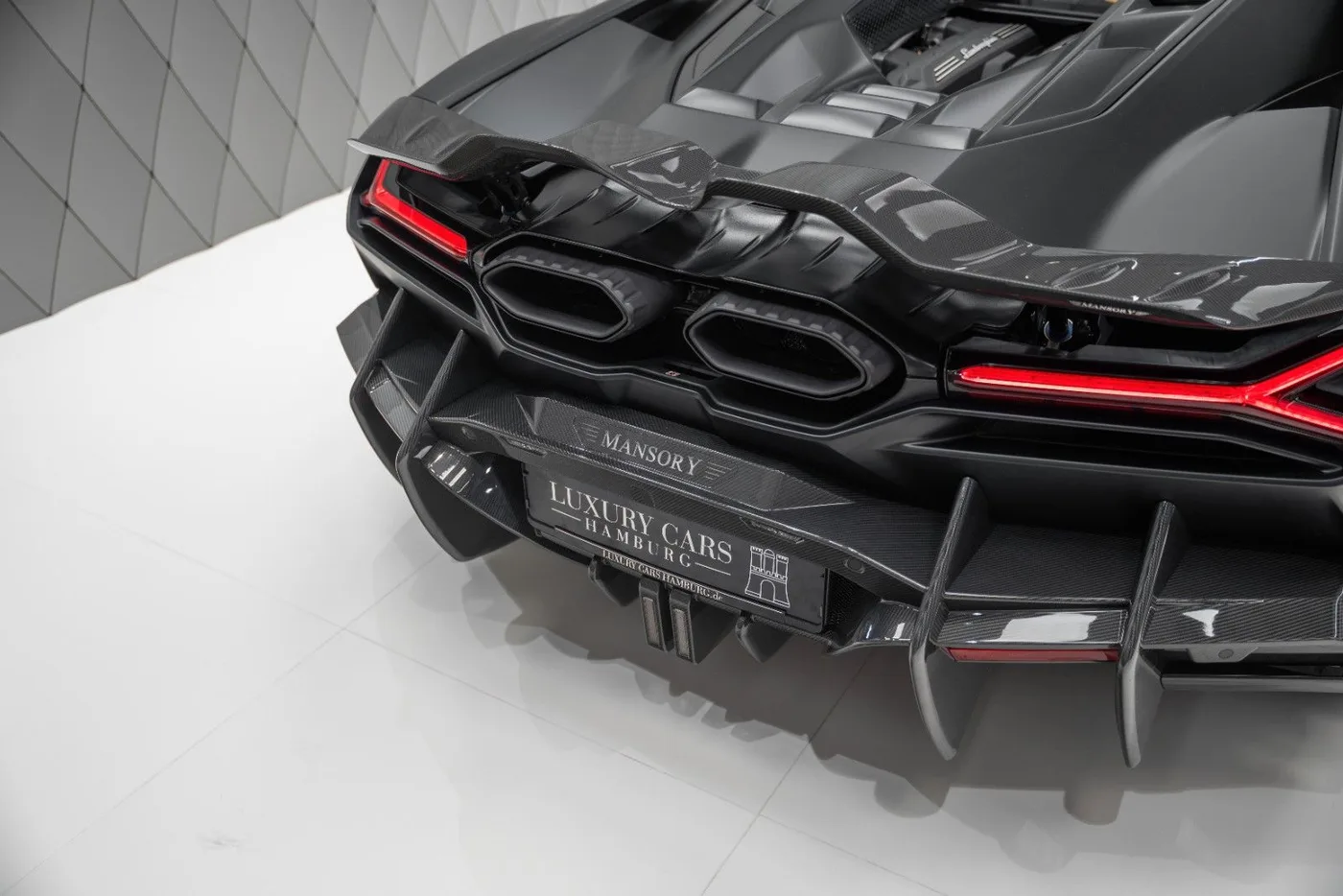 2026 Lamborghini Revuelto proposée par un spécialiste de la supercar à Schenefeld, Allemagne, photo 10 sur 25