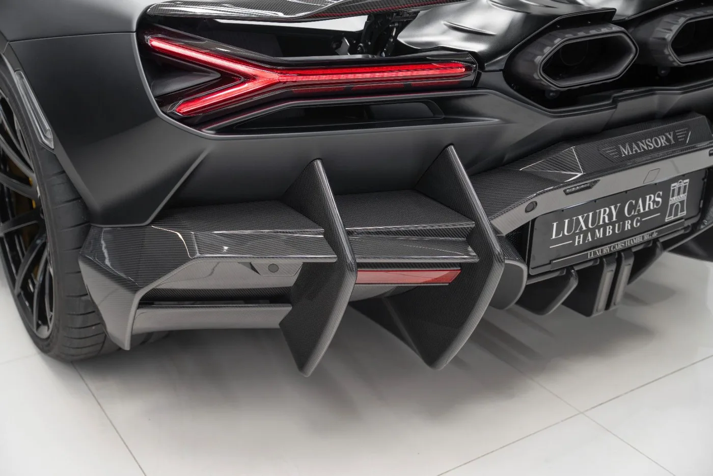 2026 Lamborghini Revuelto proposée par un spécialiste de la supercar à Schenefeld, Allemagne, photo 15 sur 25