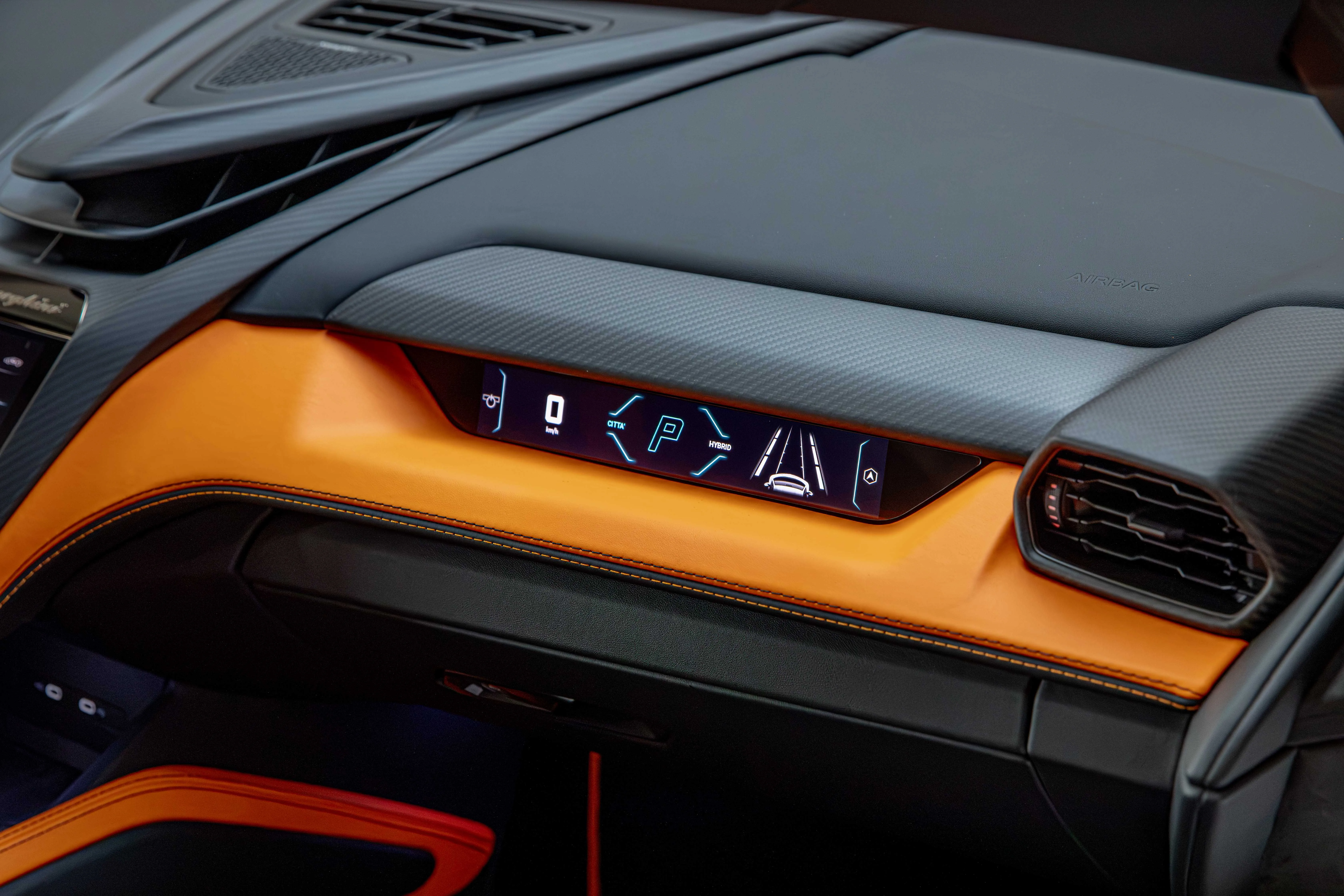 2026 Lamborghini Revuelto MY26, 27/30