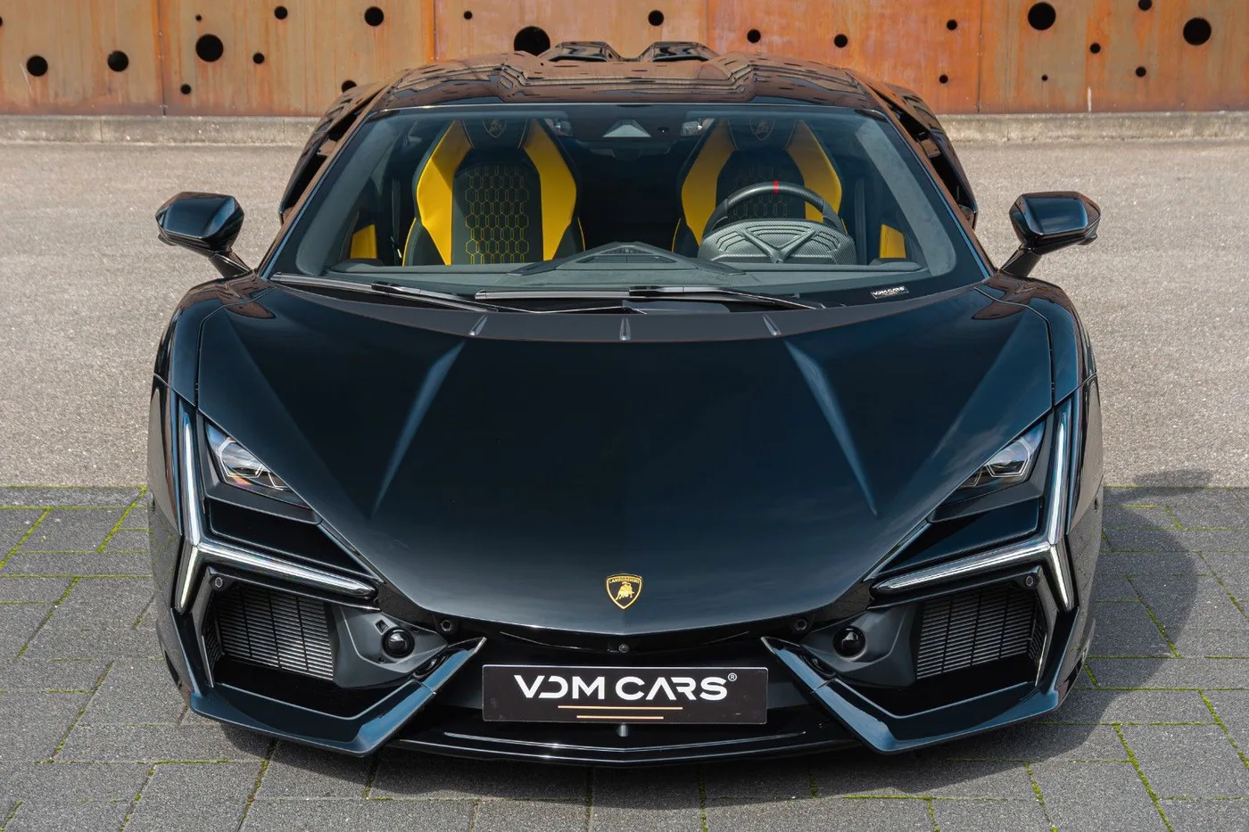 2026 Lamborghini Revuelto proposée par un spécialiste de la supercar à Gronau, Allemagne, photo 3 sur 25
