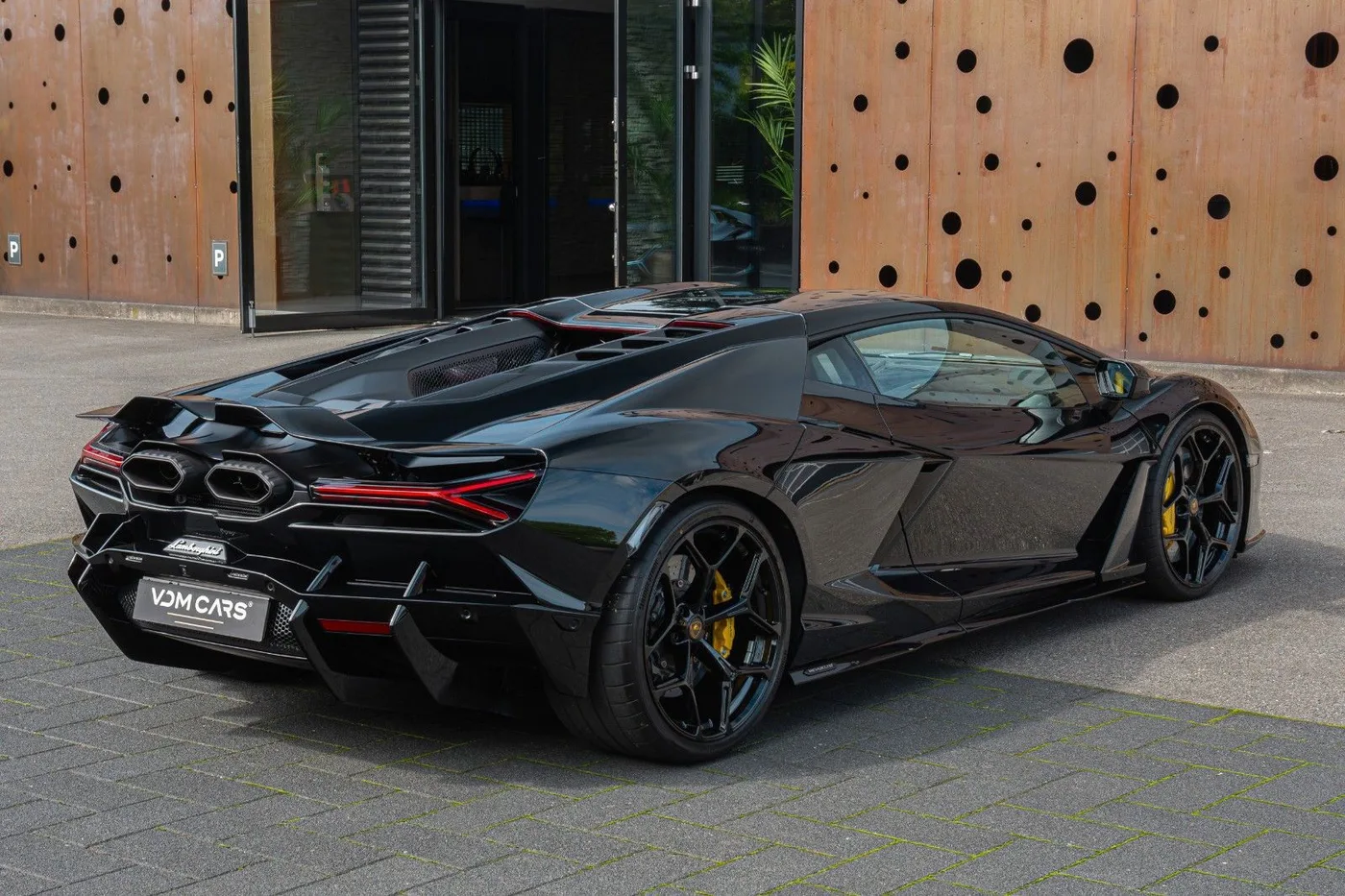 2026 Lamborghini Revuelto proposée par un spécialiste de la supercar à Gronau, Allemagne, photo 7 sur 25