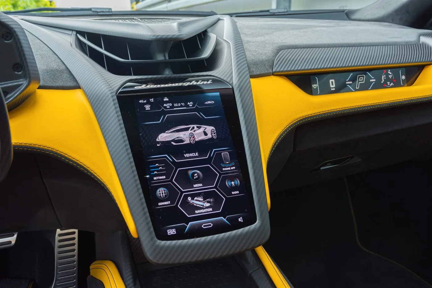 2026 Lamborghini Revuelto proposée par un spécialiste de la supercar à Gronau, Allemagne, photo 22 sur 25