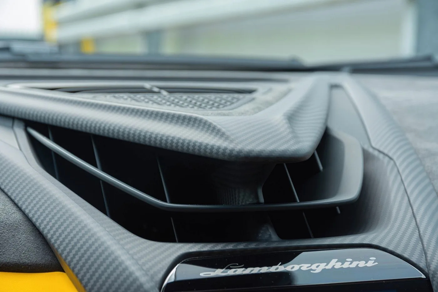 2026 Lamborghini Revuelto proposée par un spécialiste de la supercar à Gronau, Allemagne, photo 24 sur 25