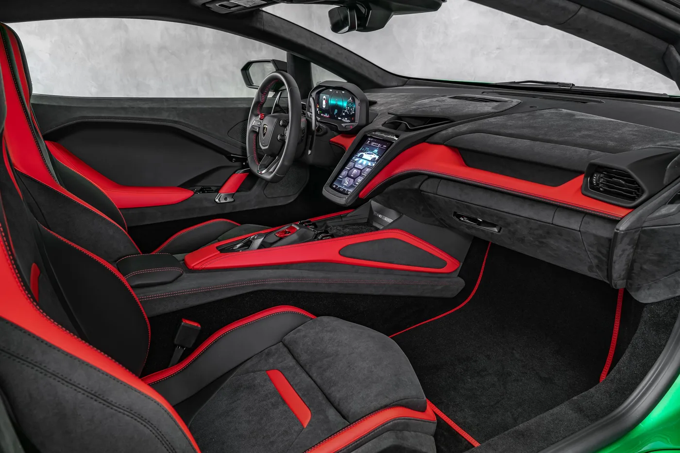 2026 Lamborghini Temerario offered by a specialist dealer in Ostrava, Czechia, photo 14 of 15