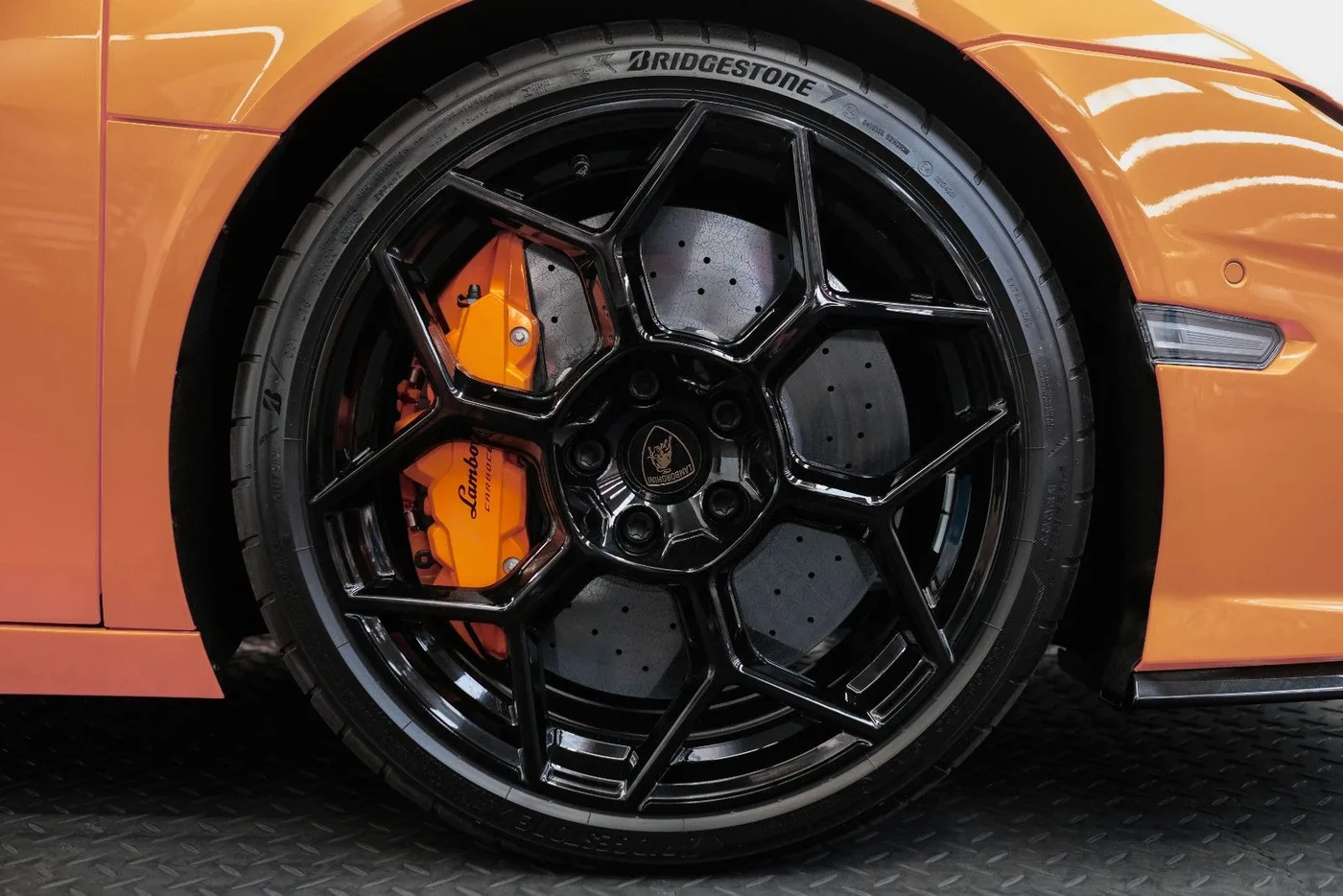2026 Lamborghini Temerario angeboten von einem Fachhändler in Nuremberg, Deutschland, Foto 11 von 15