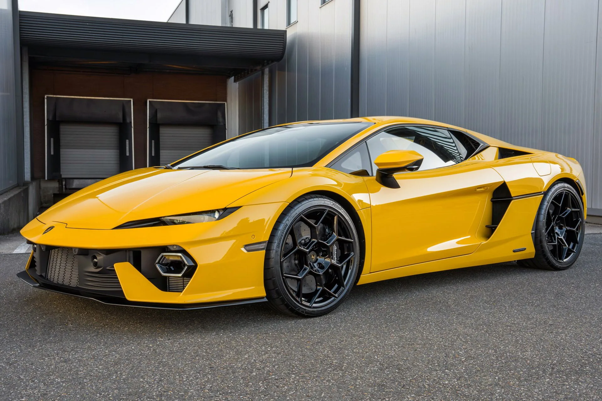 2026 Lamborghini Temerario angeboten von einem Supersportwagenhändler in Woerden, Niederlande, Hauptfoto