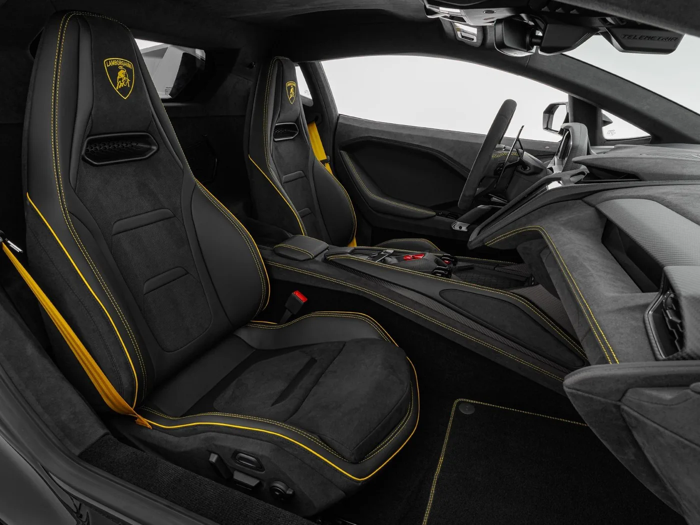 2026 Lamborghini Temerario offered by a specialist dealer in Böblingen, Germany, photo 11 of 15