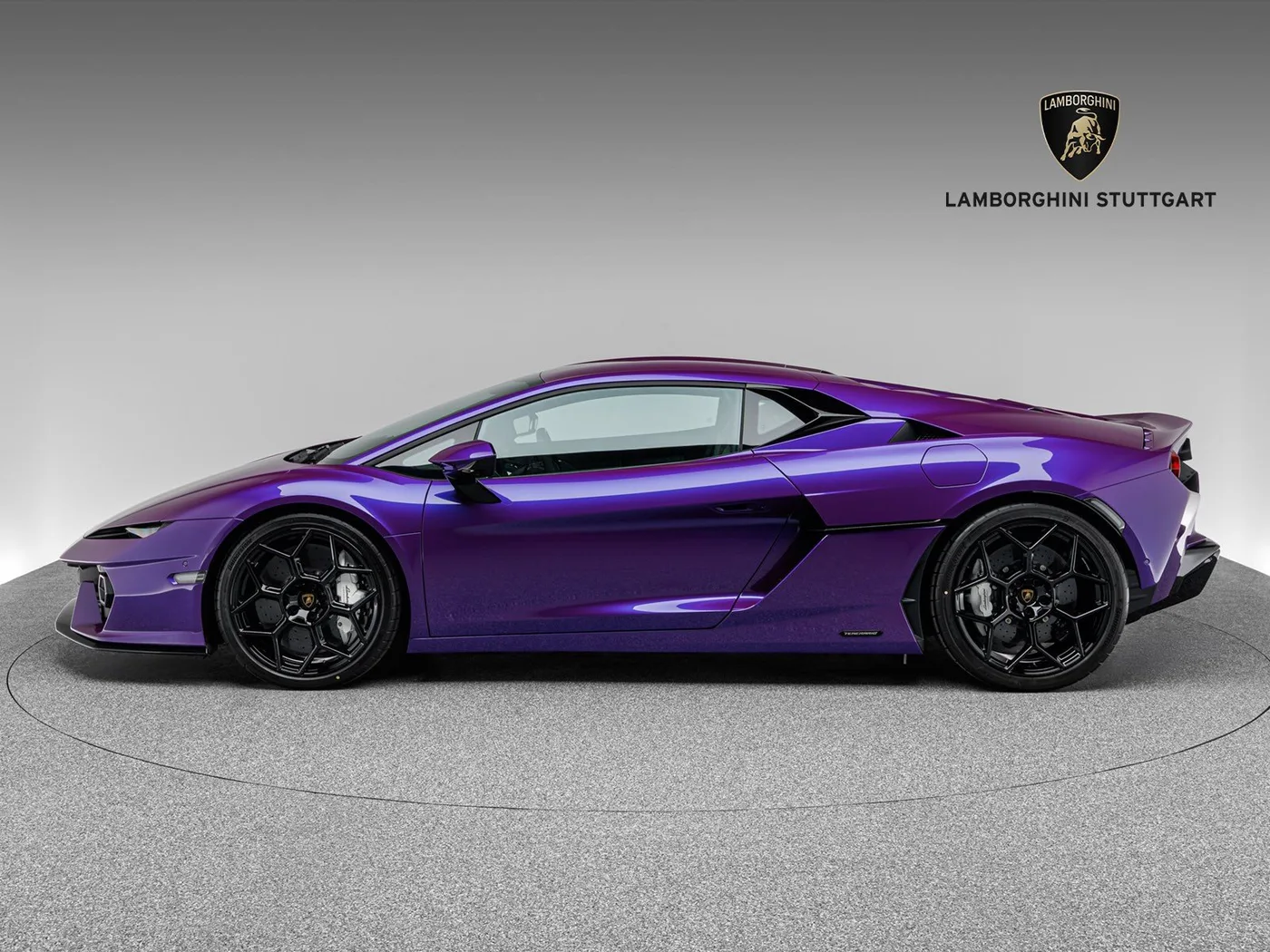 2026 Lamborghini Temerario offered by a specialist dealer in Böblingen, Germany, photo 3 of 25