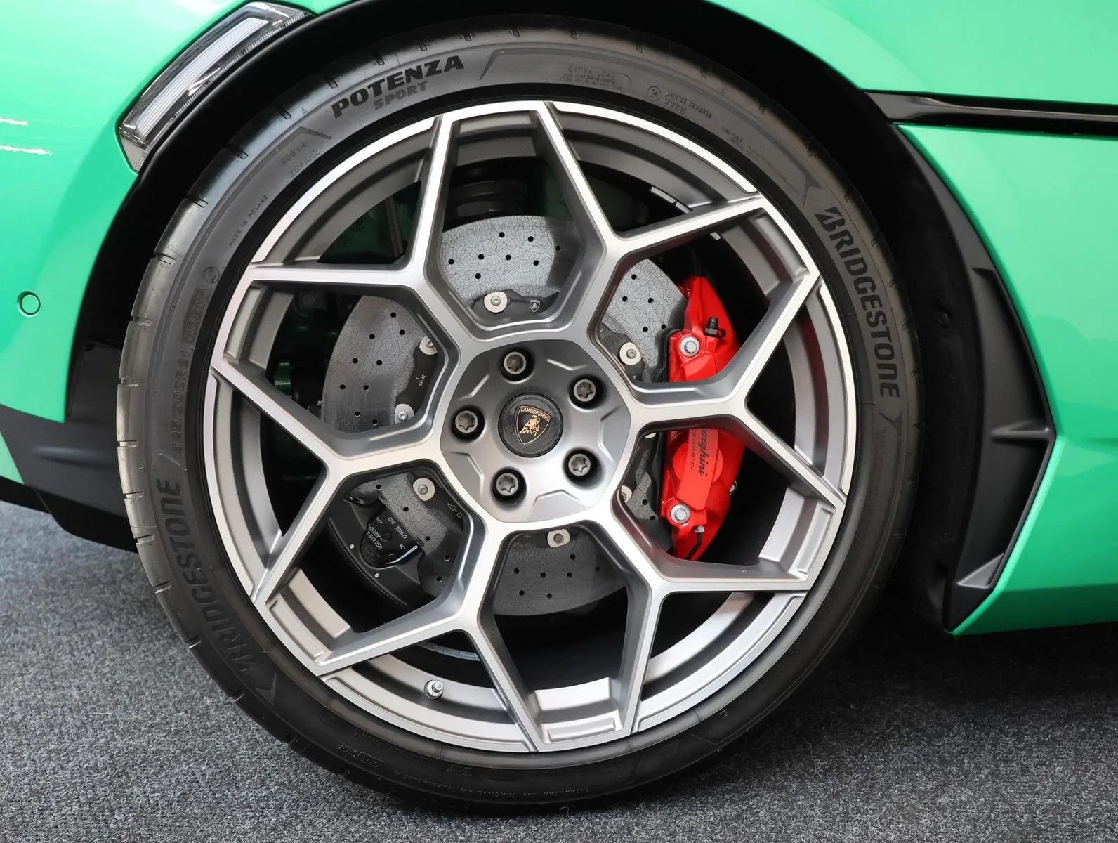 2026 Lamborghini Temerario, 17/24