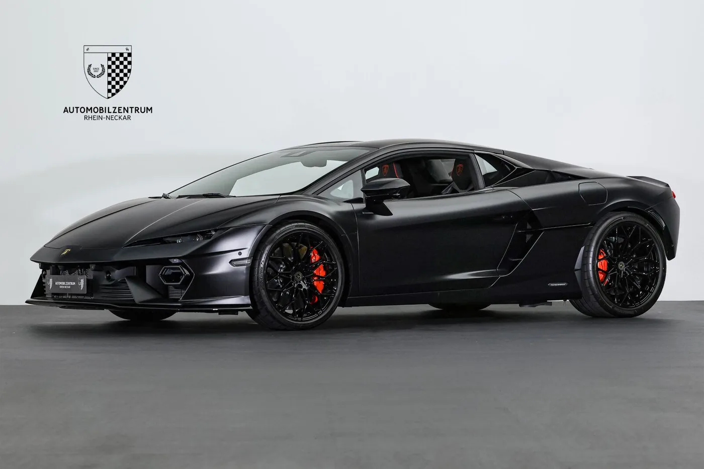 2026 Lamborghini Temerario offered by a supercar dealer in Viernheim, Germany, photo 3 of 25
