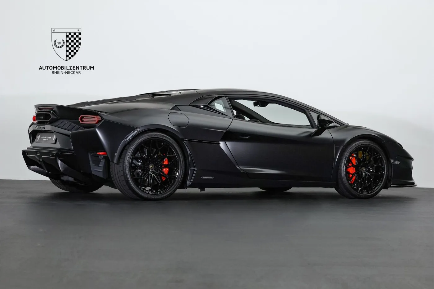 2026 Lamborghini Temerario offered by a supercar dealer in Viernheim, Germany, photo 7 of 25