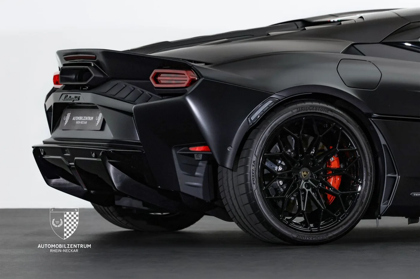 2026 Lamborghini Temerario offered by a supercar dealer in Viernheim, Germany, photo 10 of 25