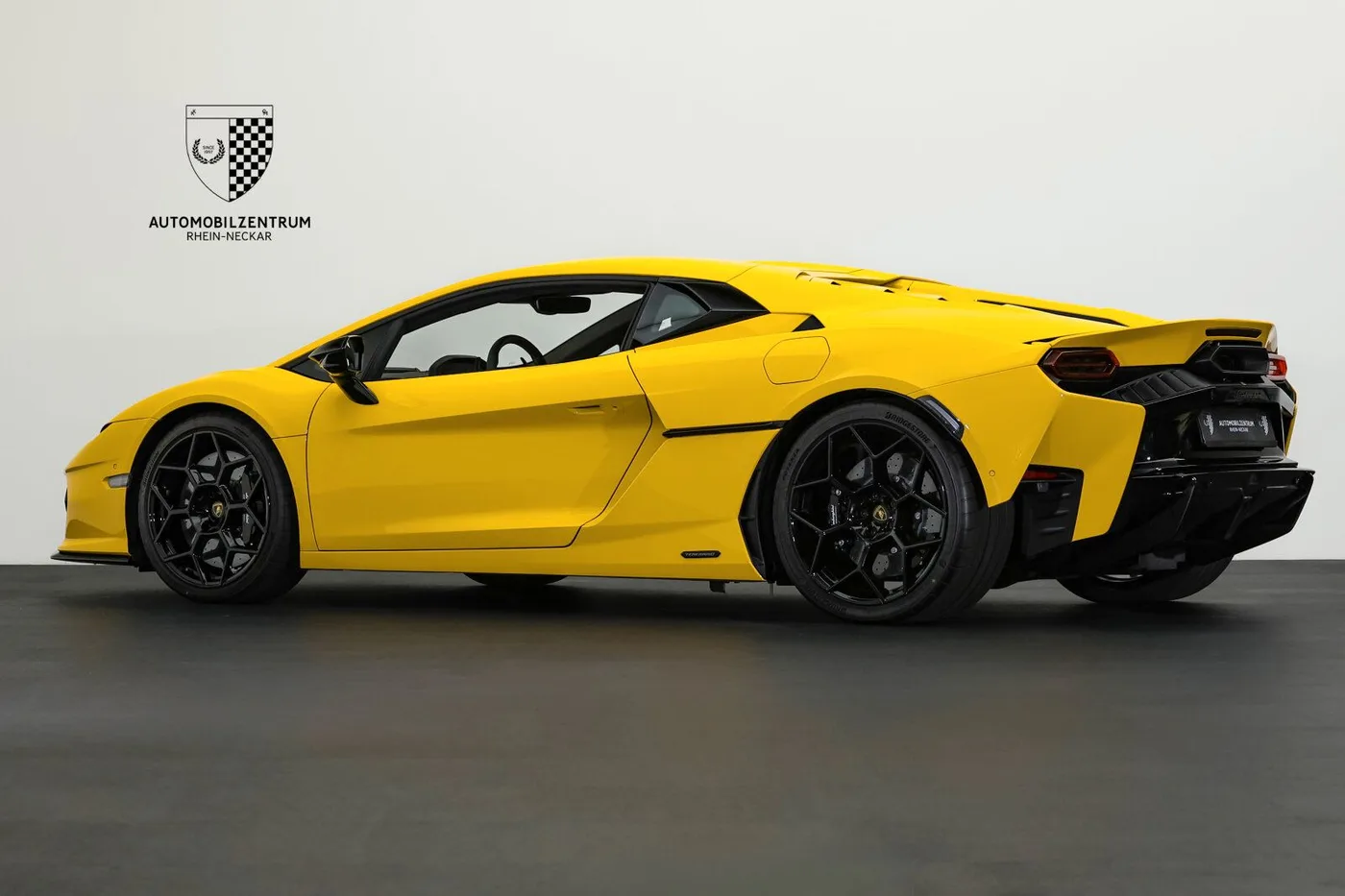 2026 Lamborghini Temerario angeboten von einem Supersportwagenhändler in Viernheim, Deutschland, Foto 5 von 25