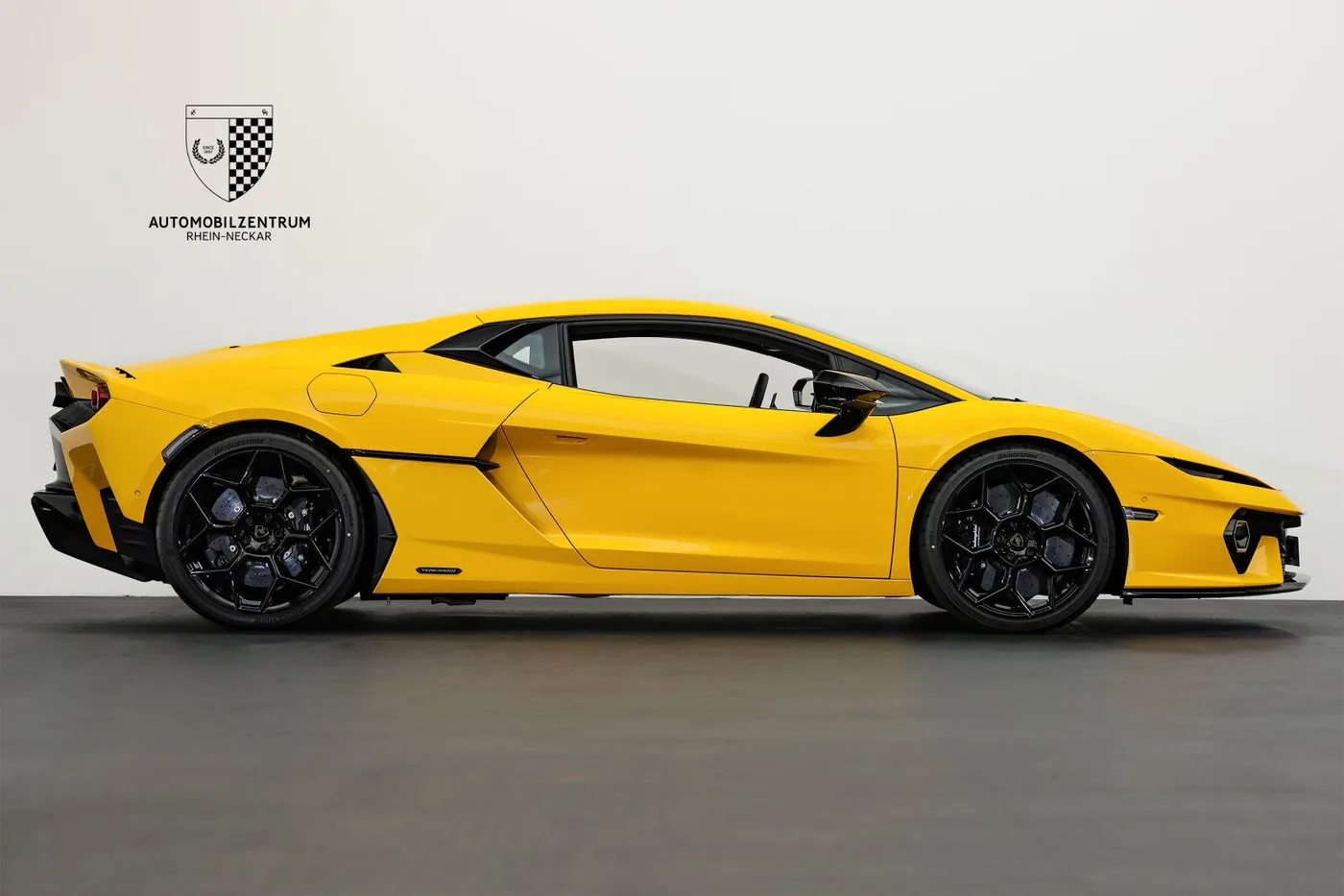 2026 Lamborghini Temerario angeboten von einem Supersportwagenhändler in Viernheim, Deutschland, Foto 8 von 25