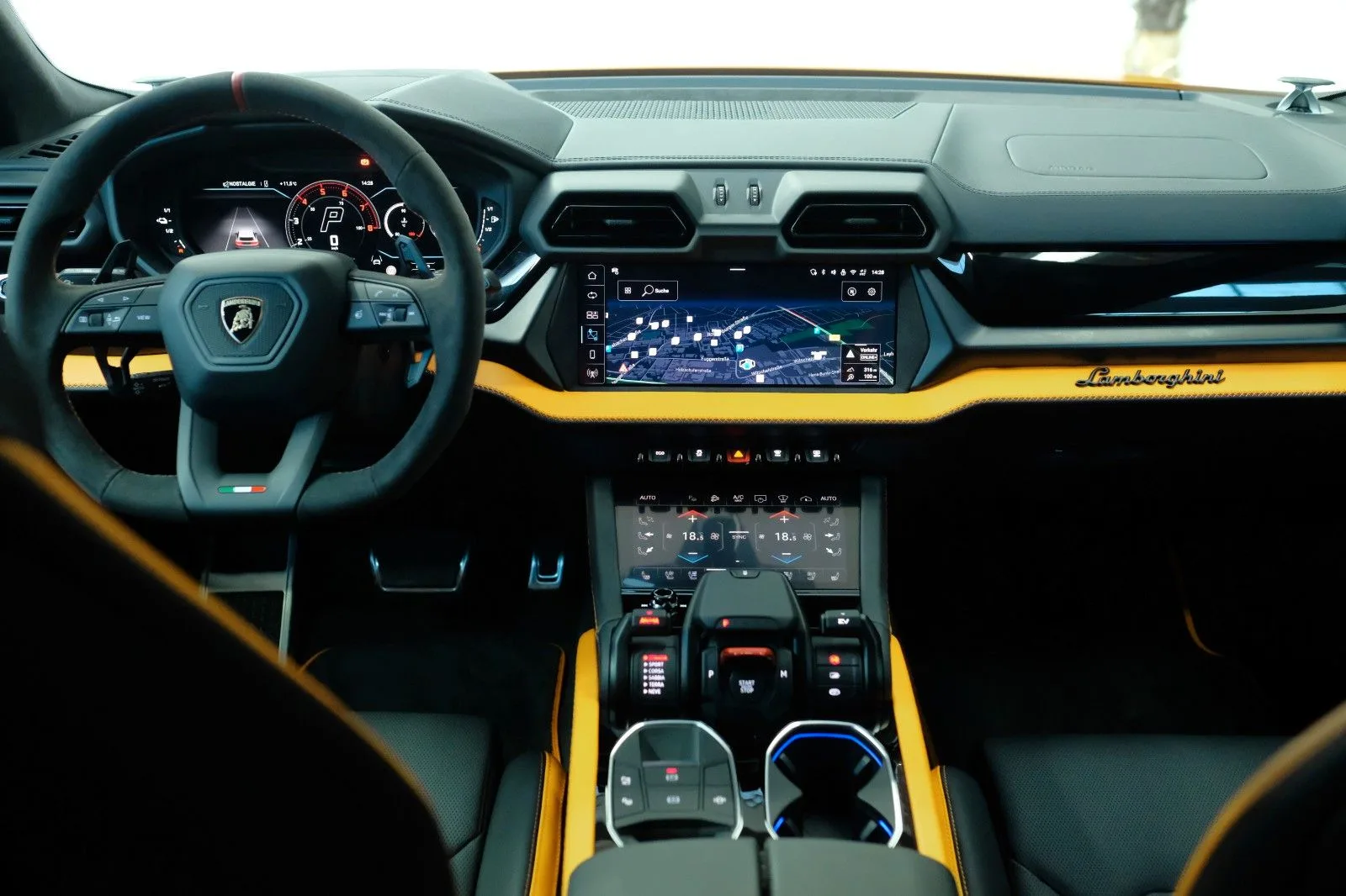 2026 Lamborghini Urus SE, 10/29