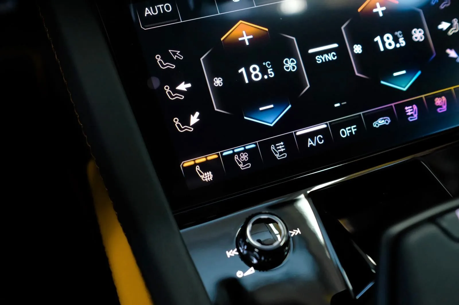 2026 Lamborghini Urus SE, 15/29