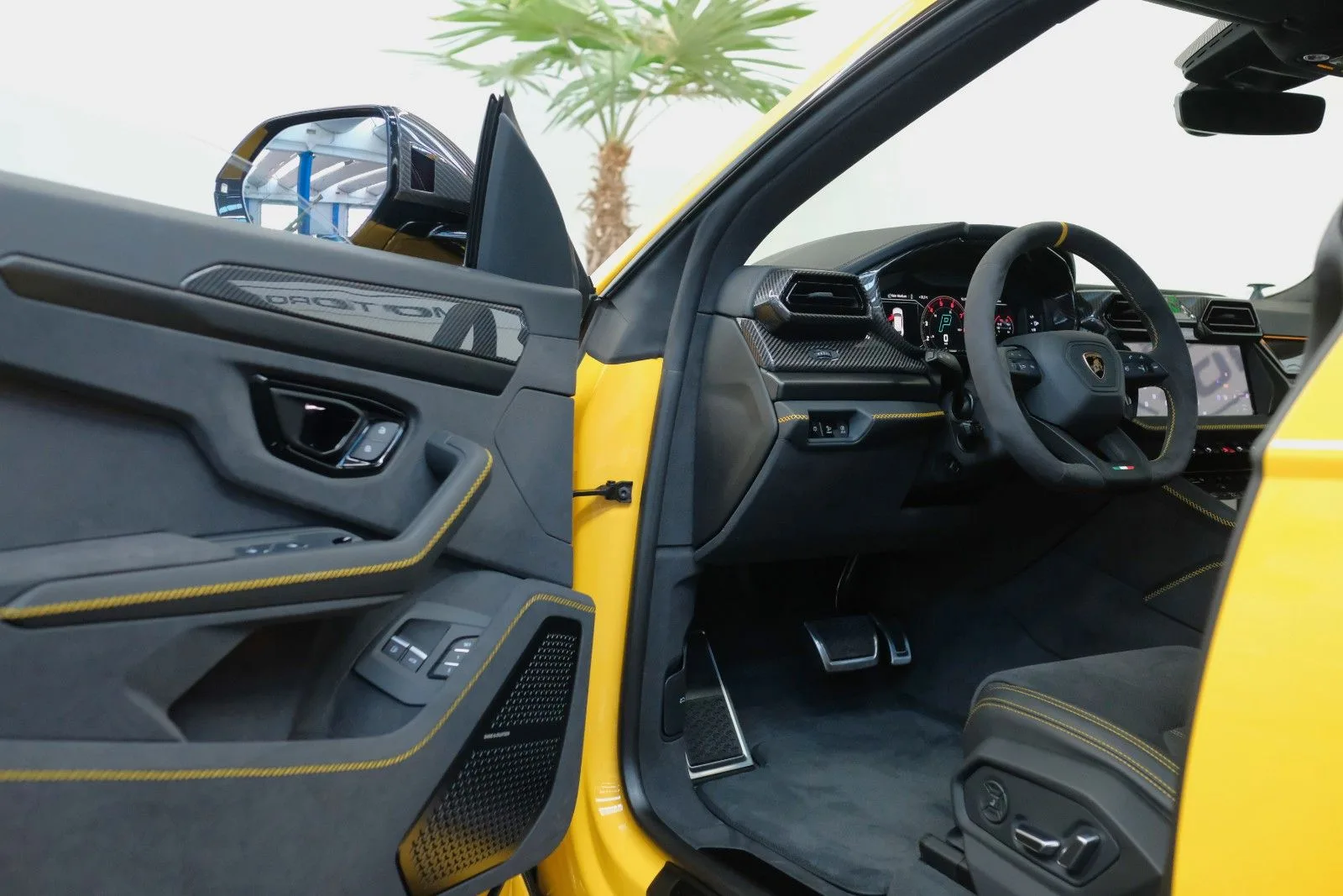 2026 Lamborghini Urus SE, 10/30