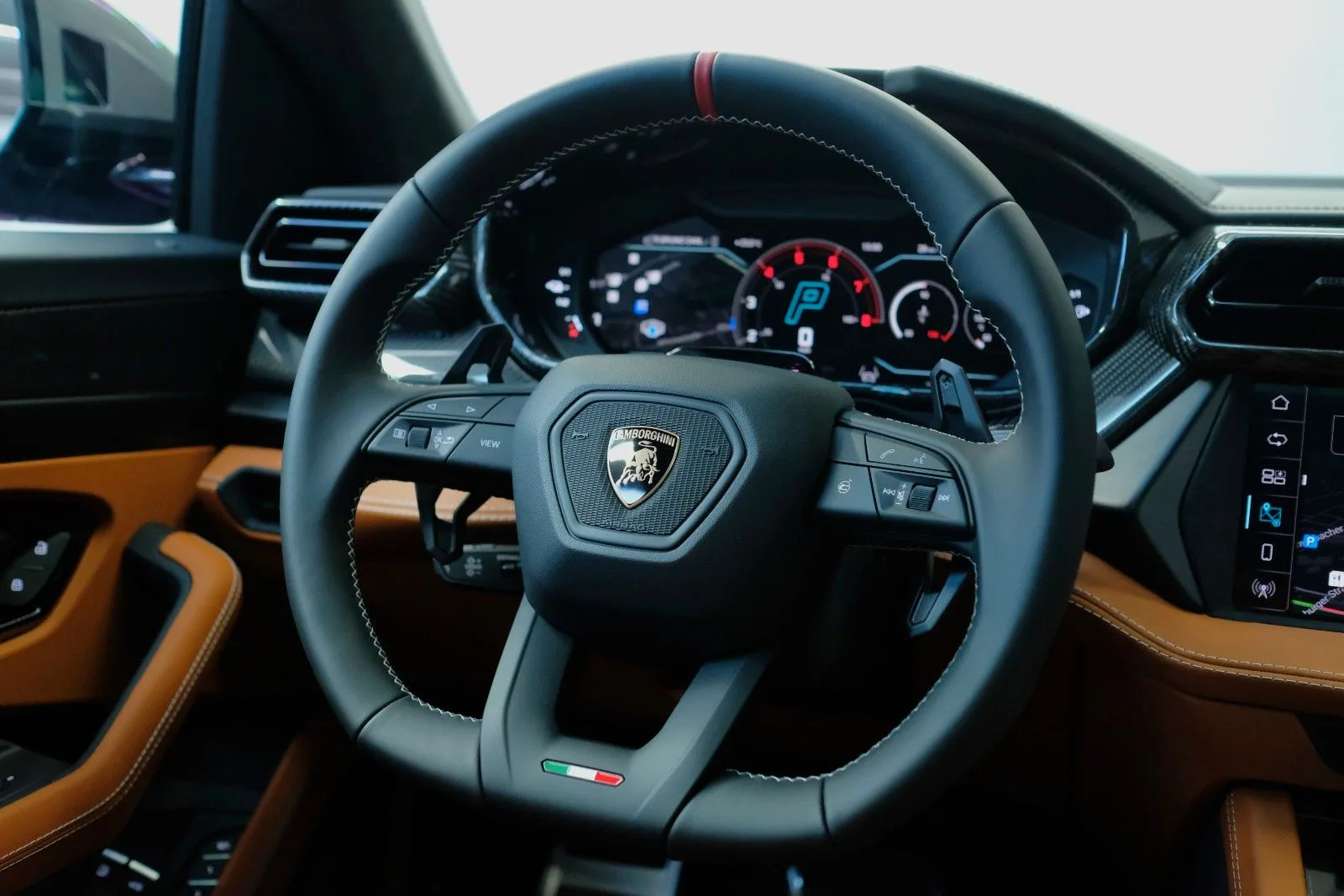 2026 Lamborghini Urus SE, 14/30