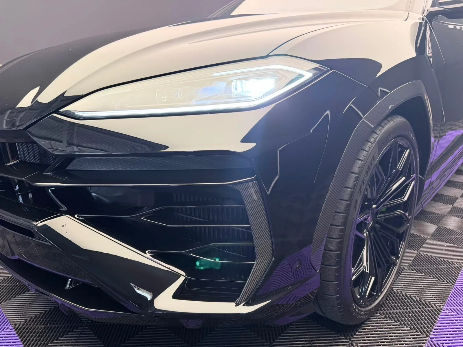 2026 Lamborghini Urus SE, 3/29