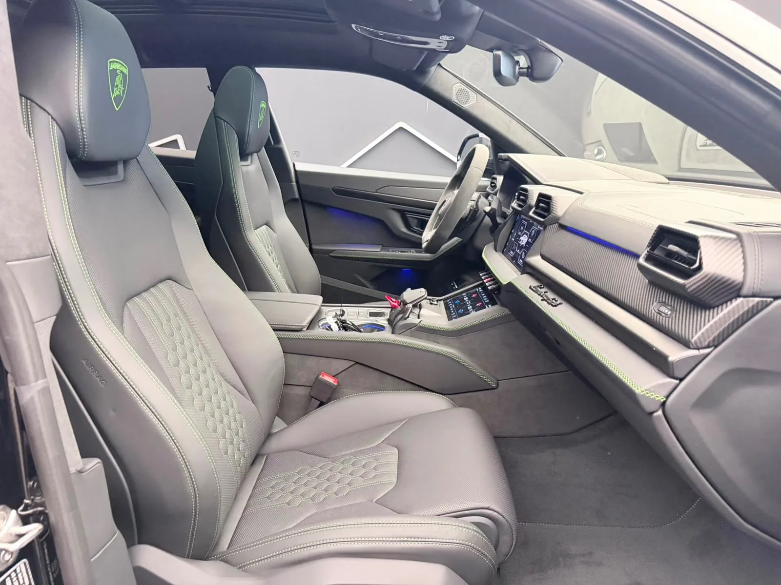 2026 Lamborghini Urus SE, 15/29