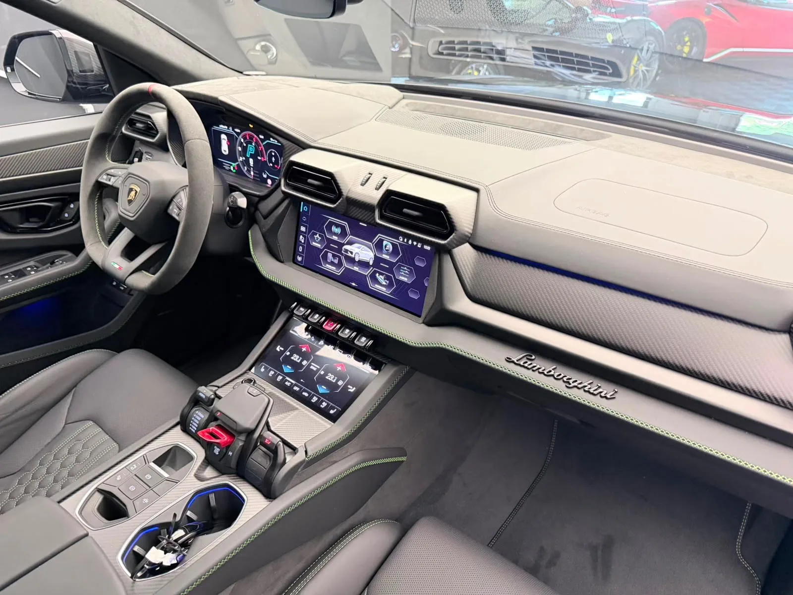 2026 Lamborghini Urus SE, 16/29
