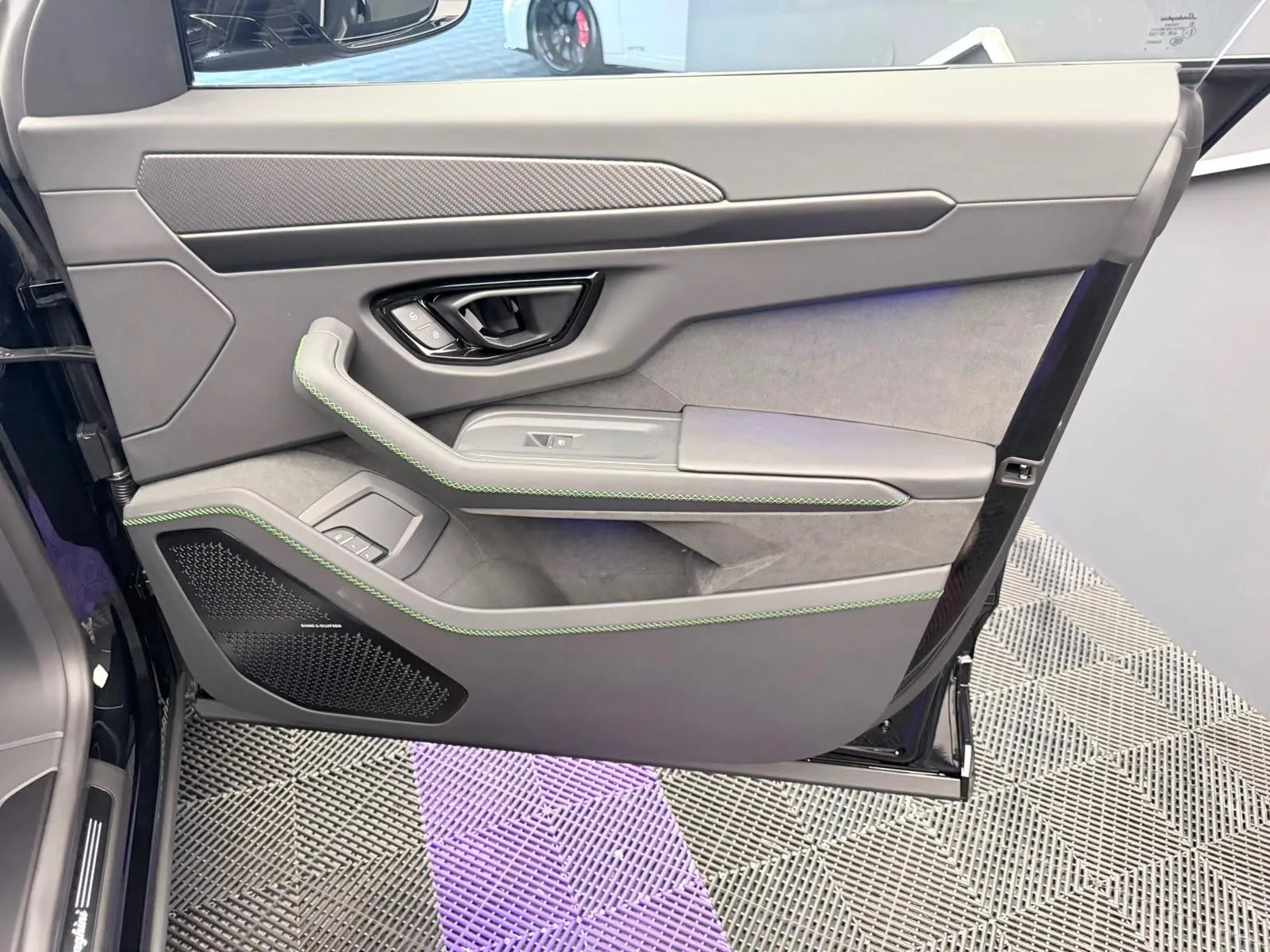 2026 Lamborghini Urus SE, 23/29