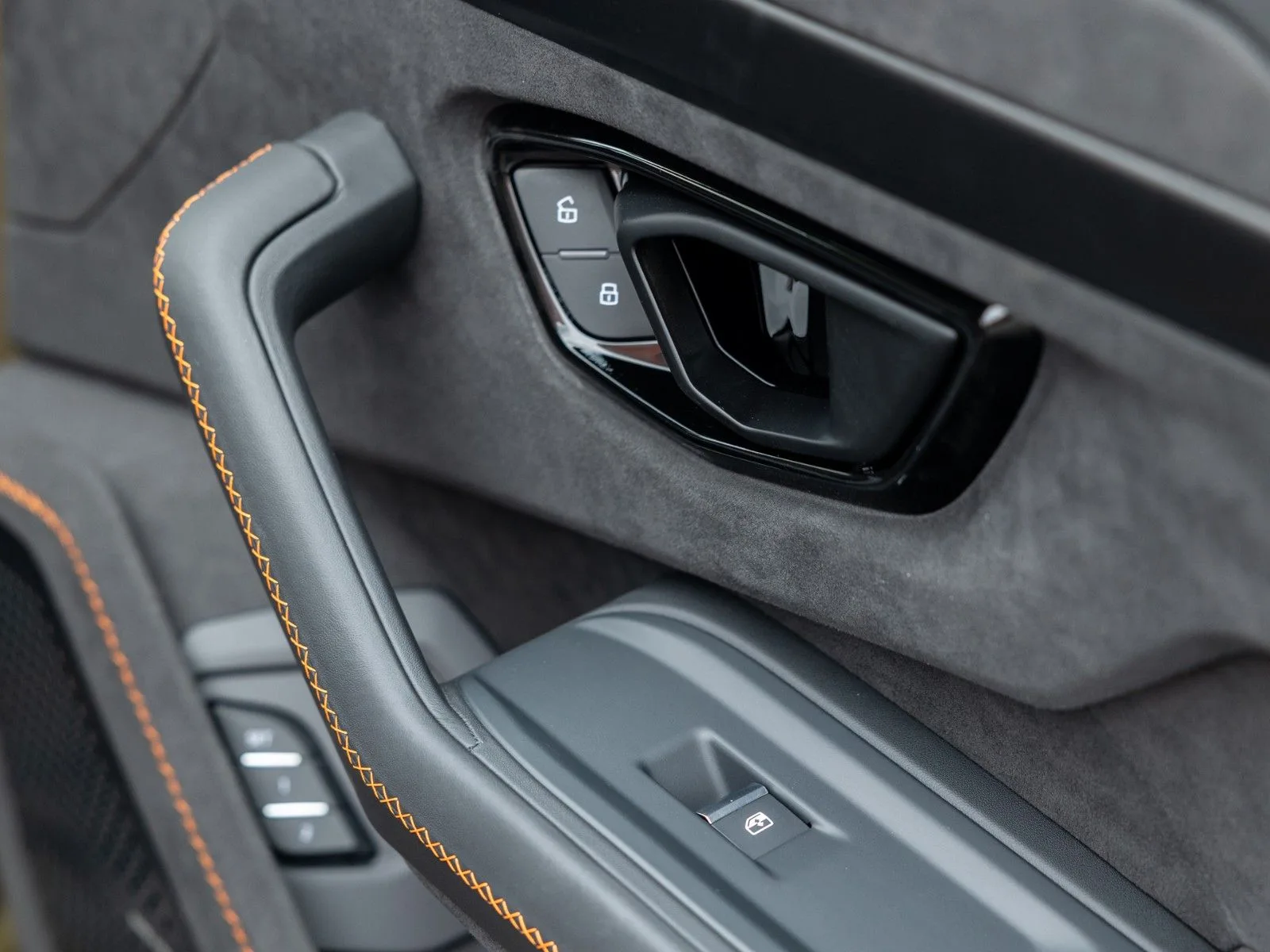 2026 Lamborghini Urus SE, 25/30
