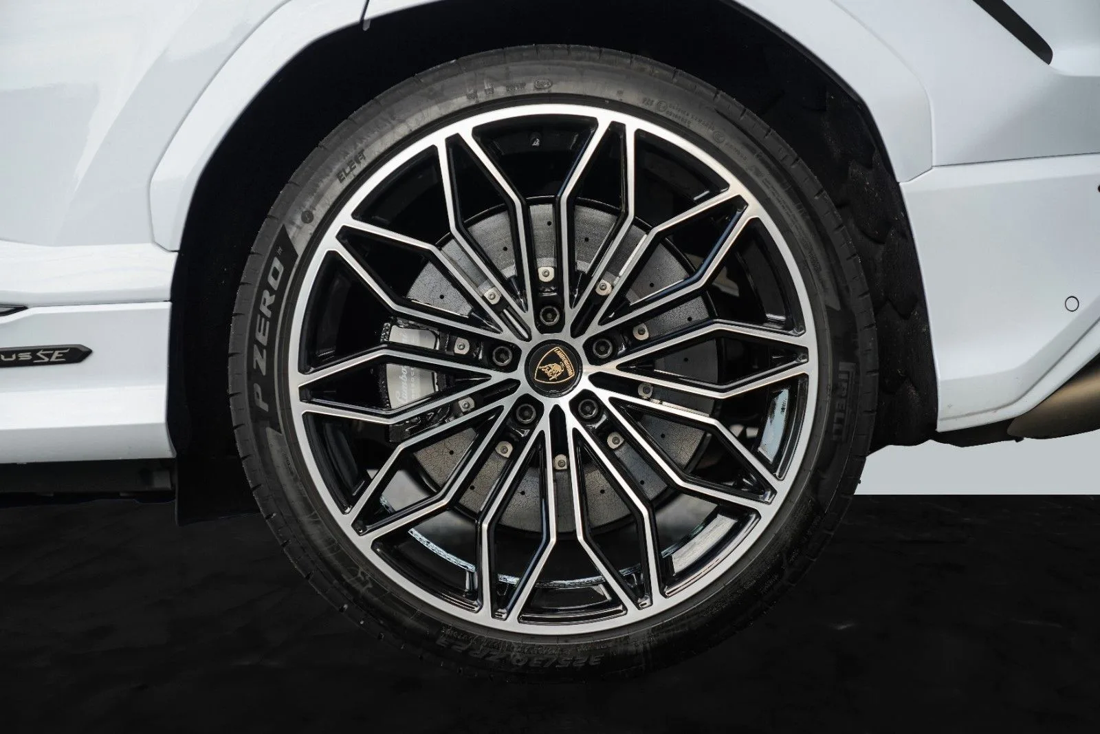2026 Lamborghini Urus SE, 10/30