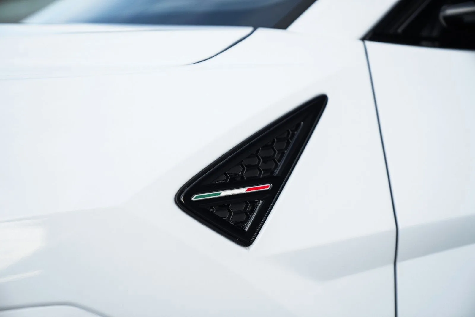 2026 Lamborghini Urus SE, 24/30