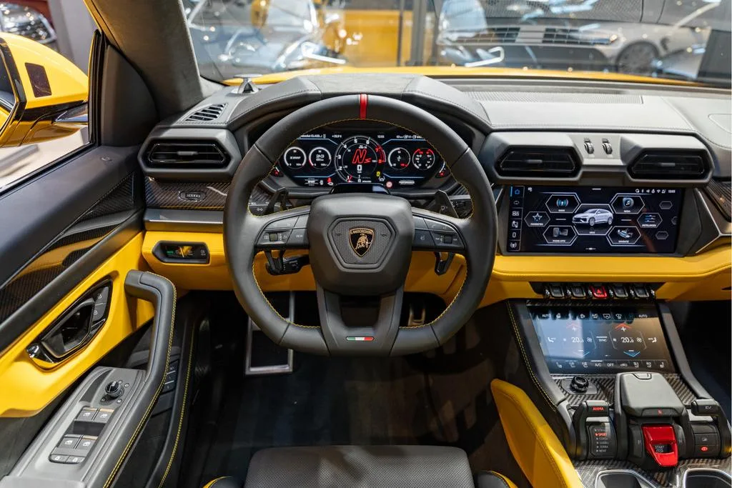 2026 Lamborghini Urus SE, 6/30