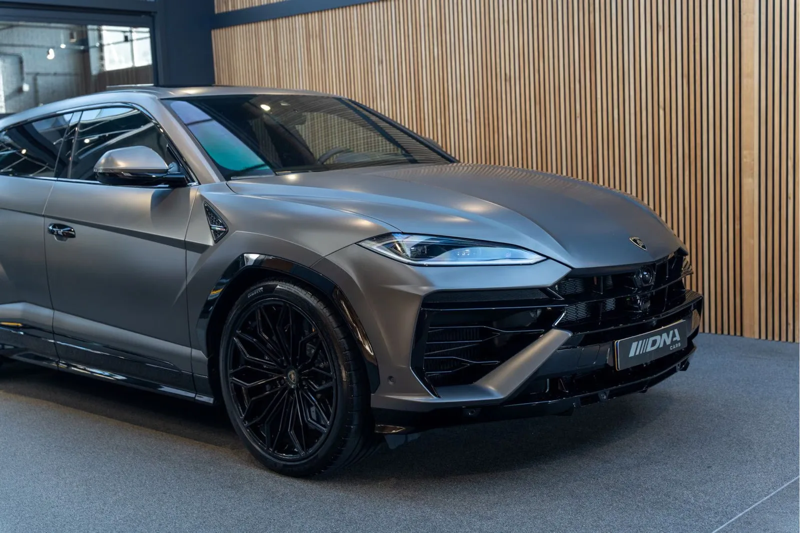 2026 Lamborghini Urus SE, 11/30