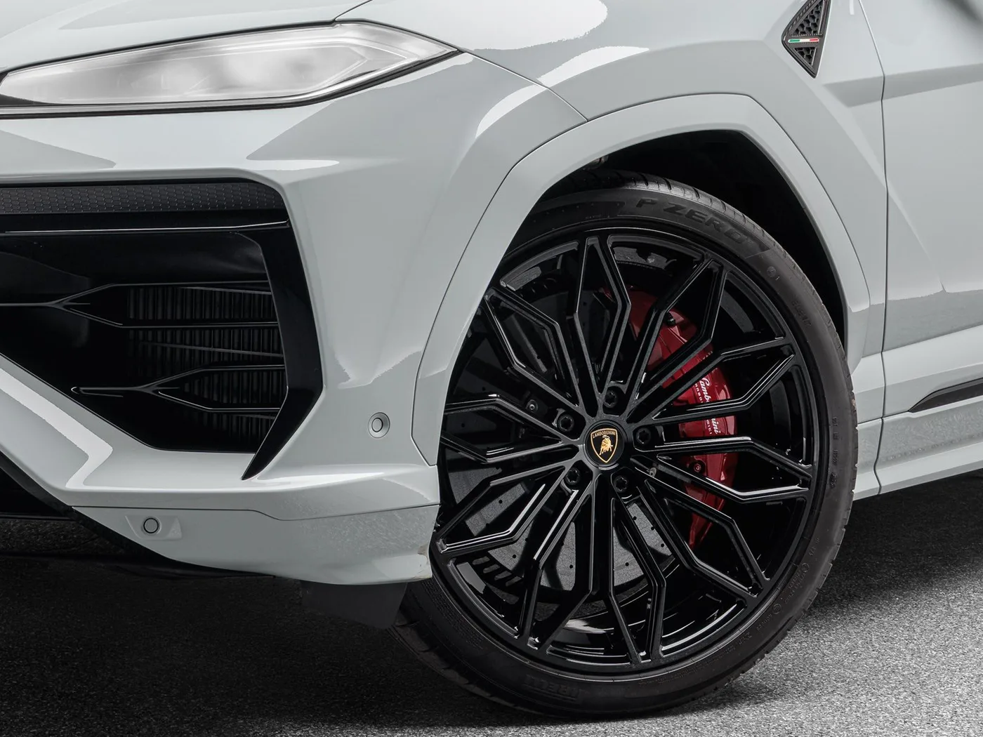 2026 Lamborghini Urus SE angeboten von einem Fachhändler in Böblingen, Deutschland, Foto 18 von 25