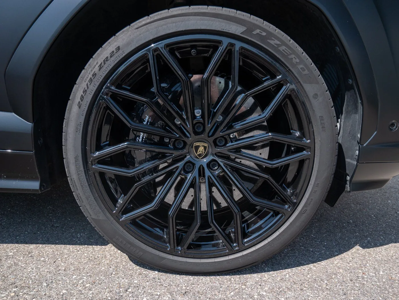 2026 Lamborghini Urus SE angeboten von einem Fachhändler in Singen, Deutschland, Foto 12 von 25
