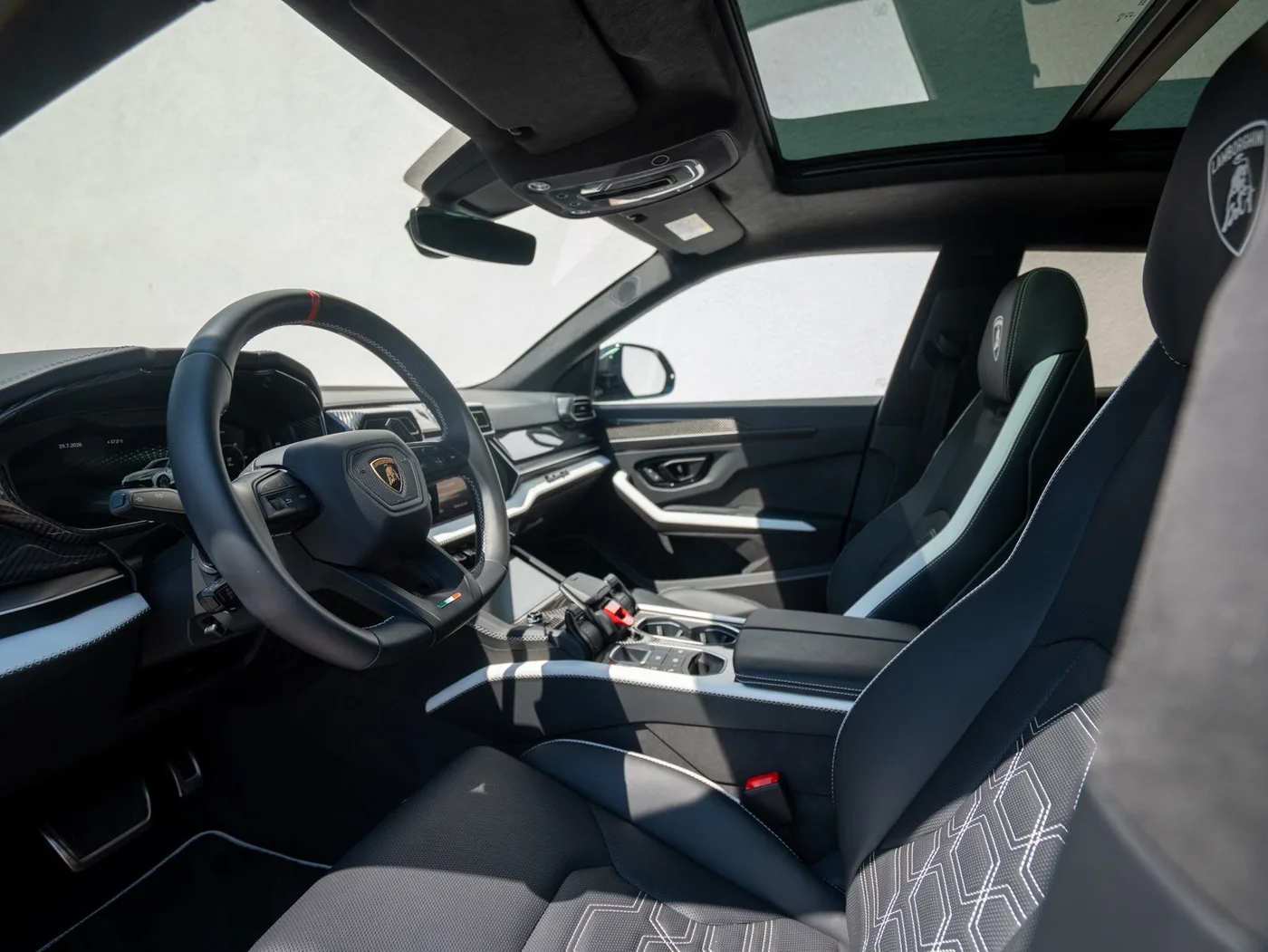 2026 Lamborghini Urus SE angeboten von einem Fachhändler in Singen, Deutschland, Foto 24 von 25