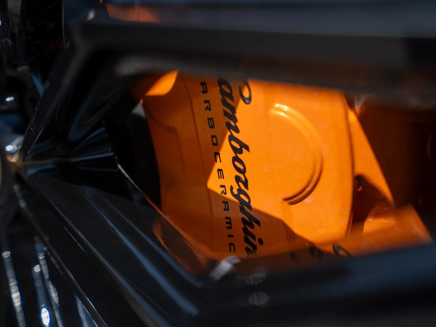 2026 Lamborghini Urus SE angeboten von einem Fachhändler in Singen, Deutschland, Foto 14 von 25