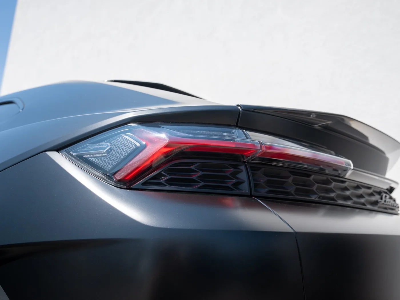 2026 Lamborghini Urus SE angeboten von einem Fachhändler in Singen, Deutschland, Foto 20 von 25