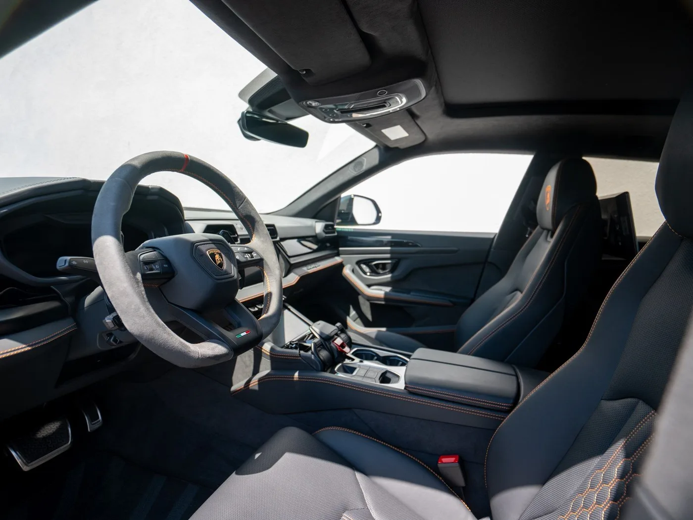 2026 Lamborghini Urus SE angeboten von einem Fachhändler in Singen, Deutschland, Foto 24 von 25