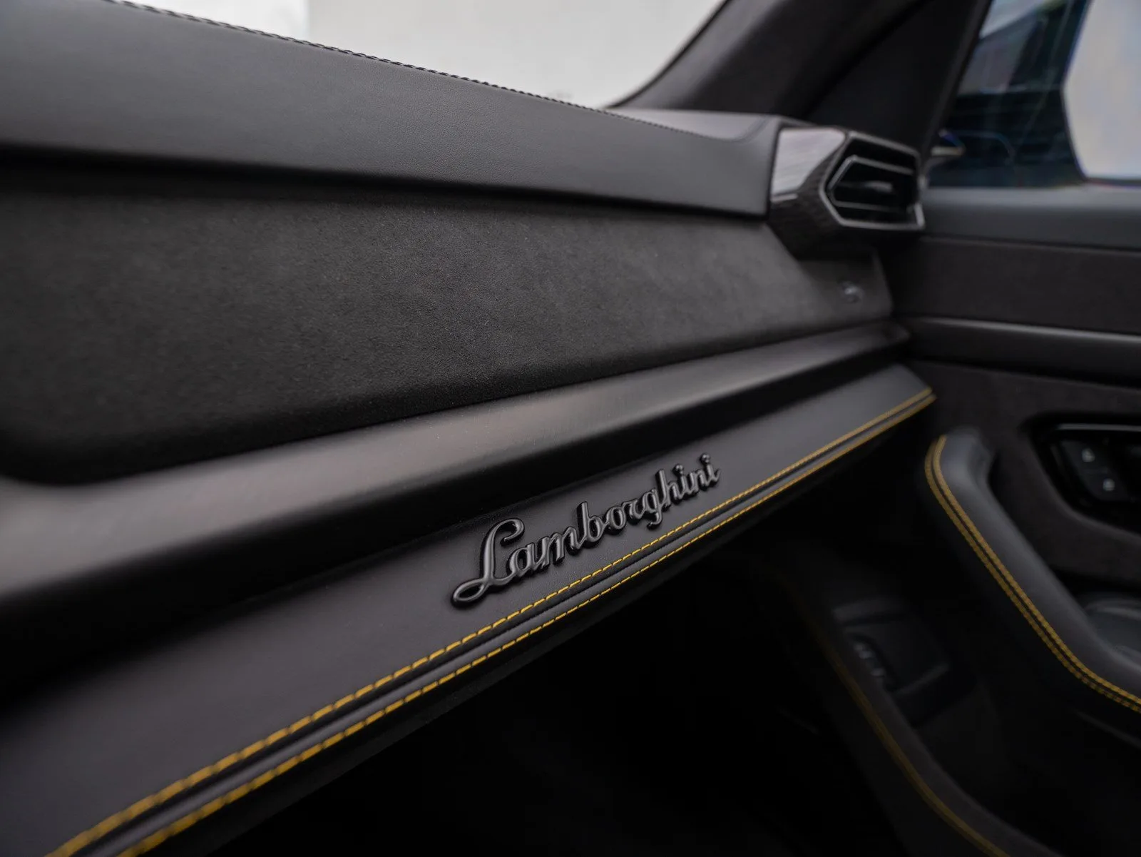 2026 Lamborghini Urus SE, 30/30
