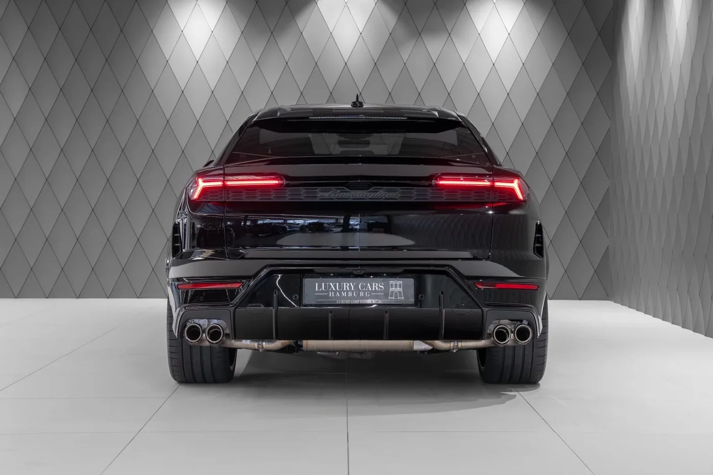 2026 Lamborghini Urus SE angeboten von einem Supersportwagenhändler in Schenefeld, Deutschland, Foto 5 von 12