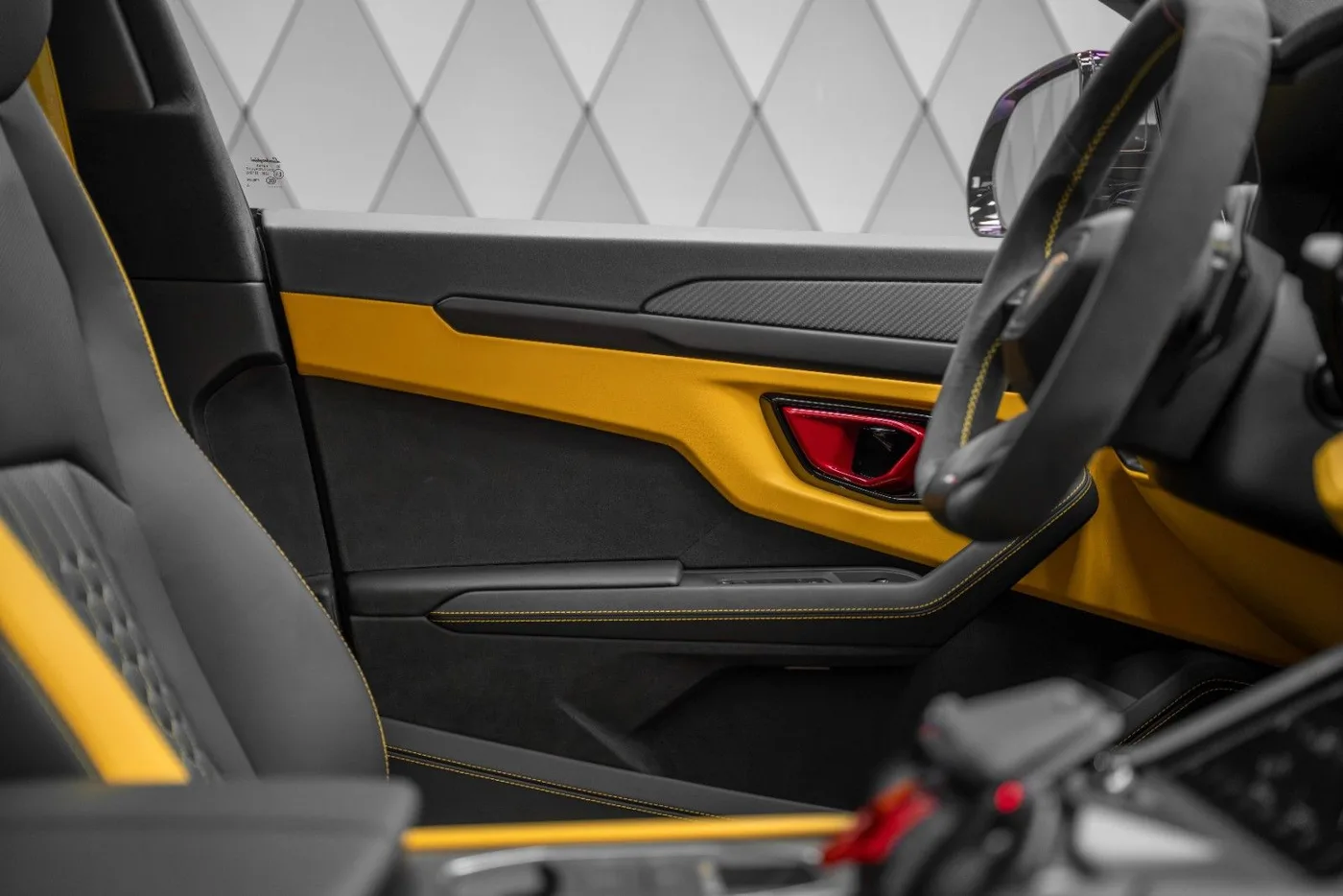 2026 Lamborghini Urus SE angeboten von einem Supersportwagenhändler in Schenefeld, Deutschland, Foto 22 von 25