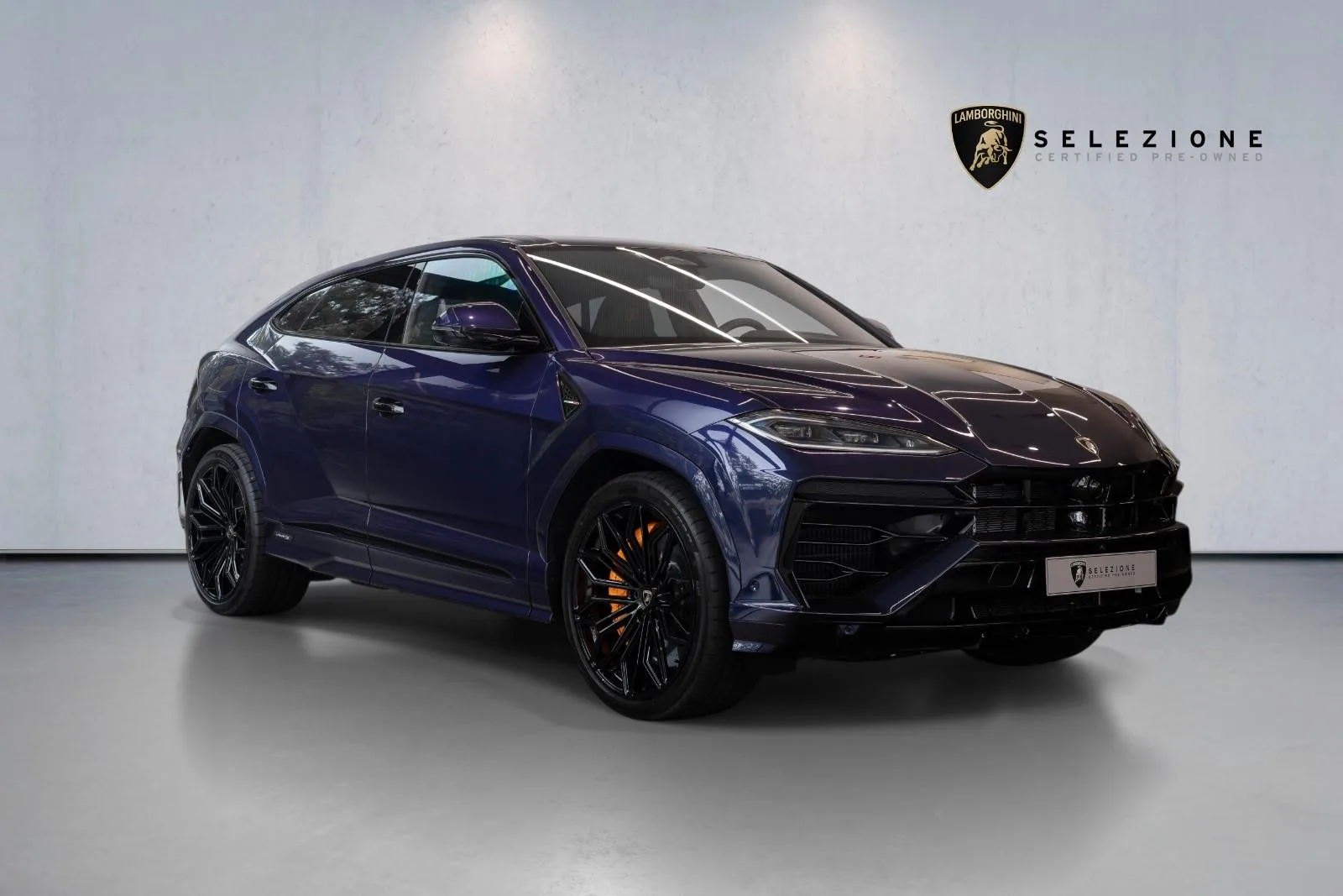 2026 Lamborghini Urus SE proposée par un concessionnaire spécialisé à Munich, Allemagne, photo principale
