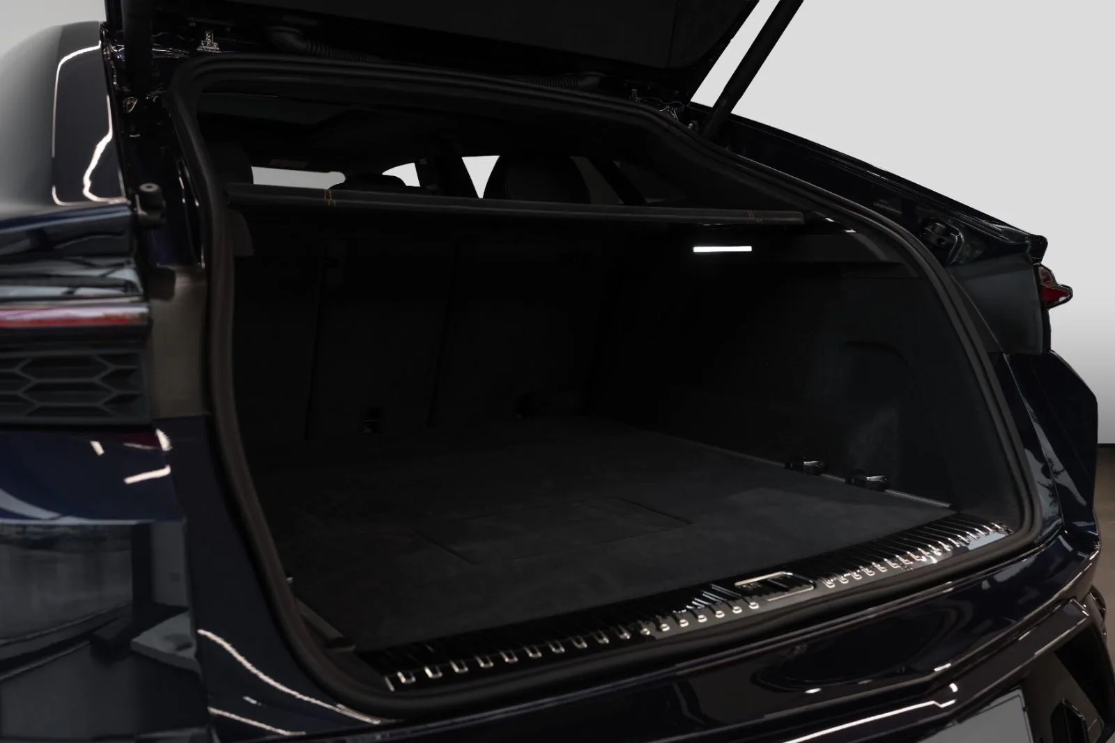 2026 Lamborghini Urus SE, 19/19