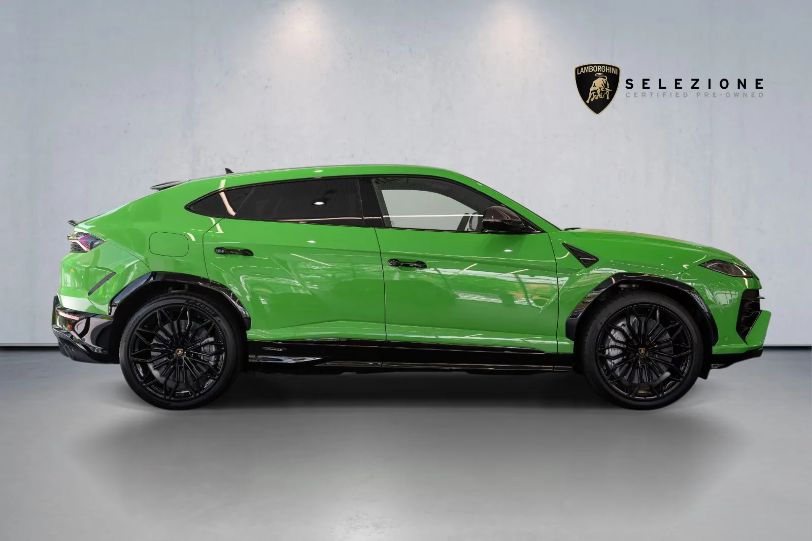 2026 Lamborghini Urus SE, 2/20