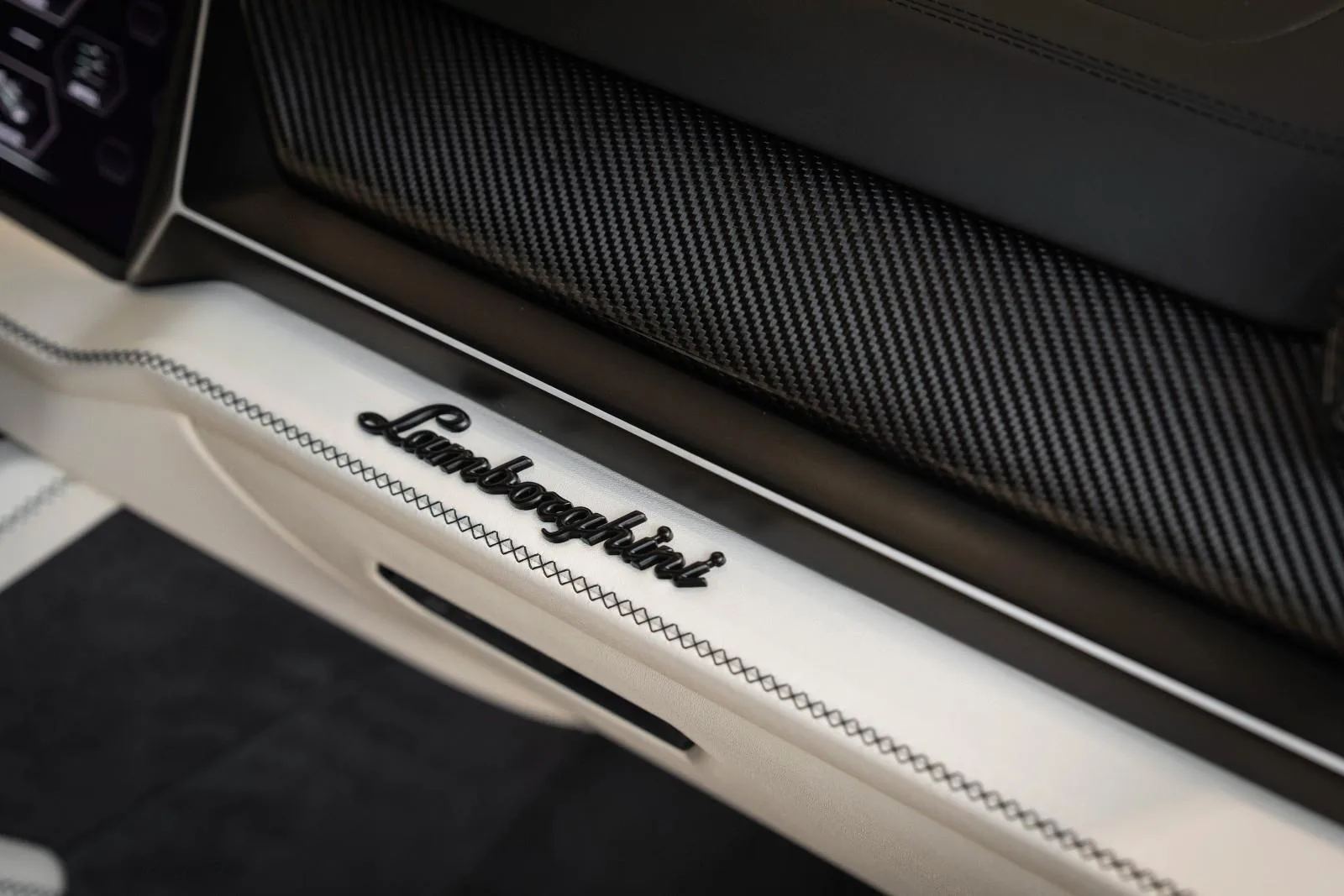 2026 Lamborghini Urus SE, 15/20