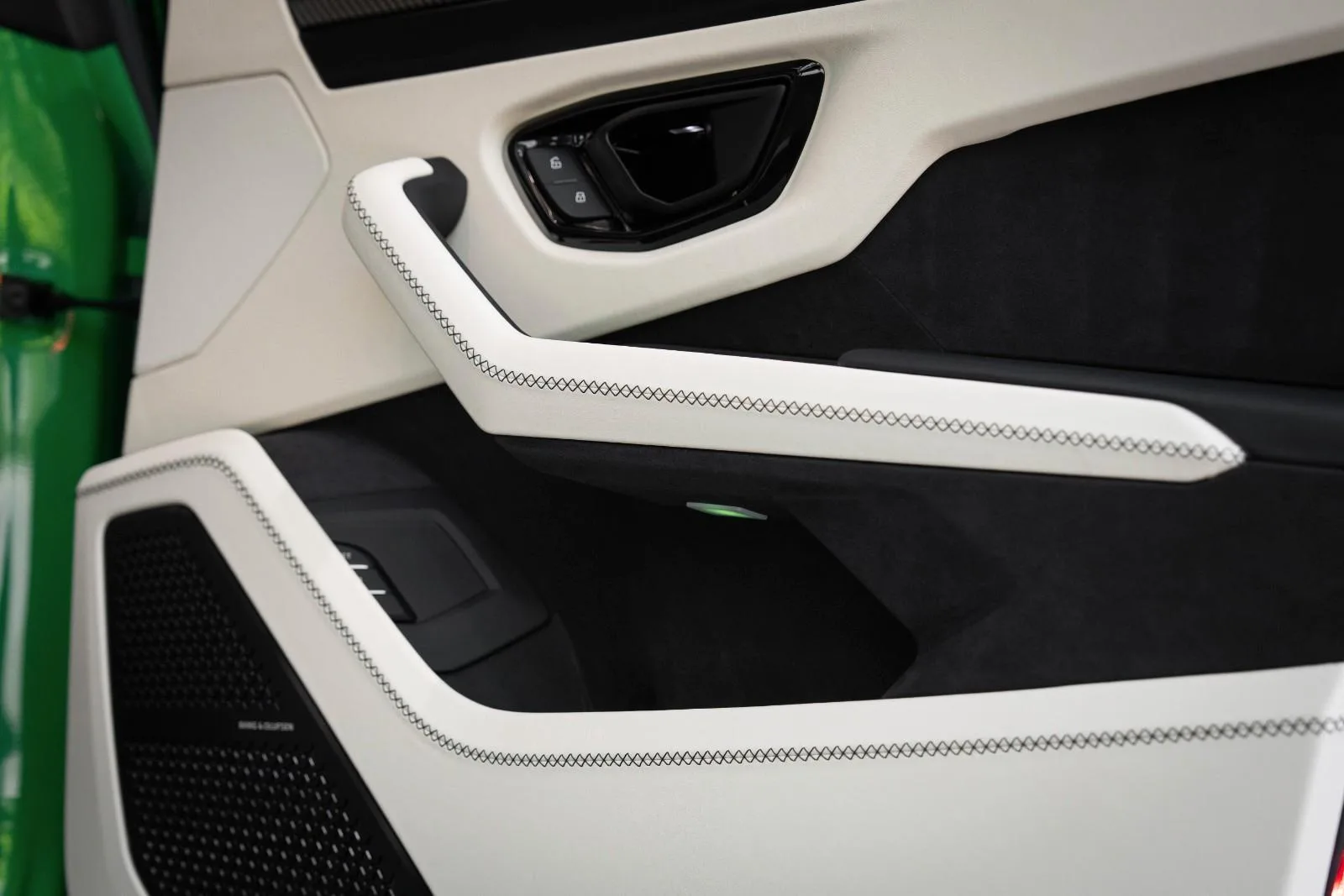 2026 Lamborghini Urus SE, 16/20