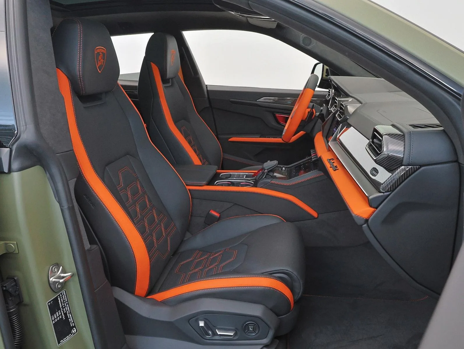 2026 Lamborghini Urus SE, 12/25