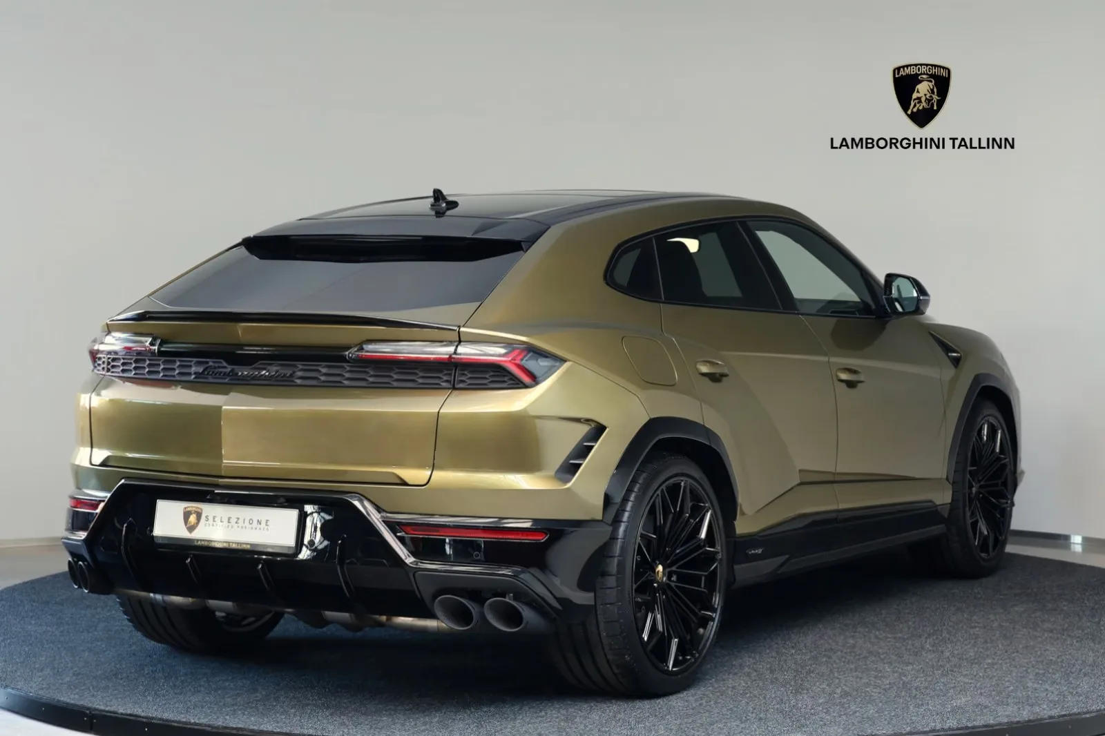 2026 Lamborghini Urus SE, 2/24
