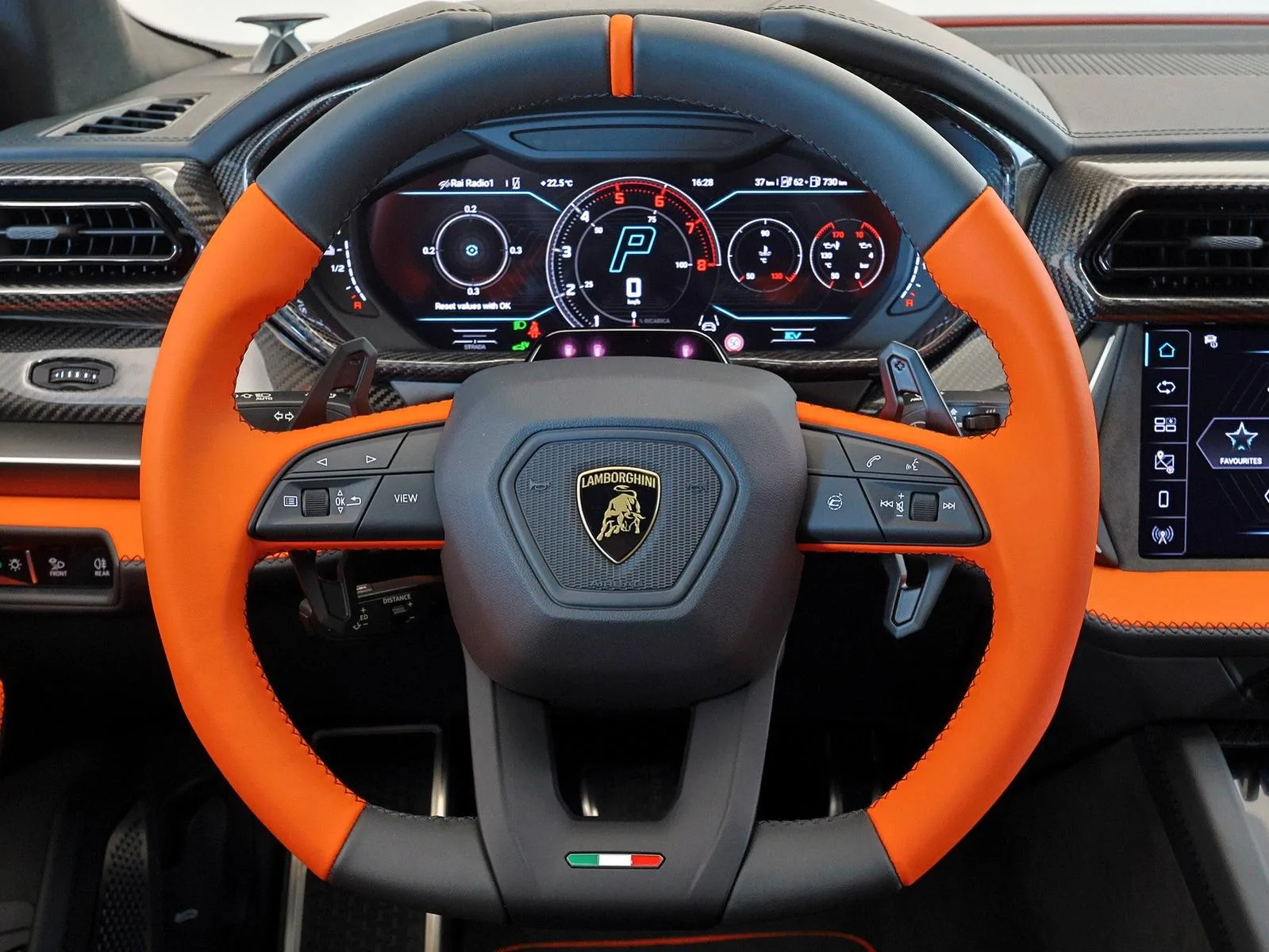 2026 Lamborghini Urus SE, 6/23