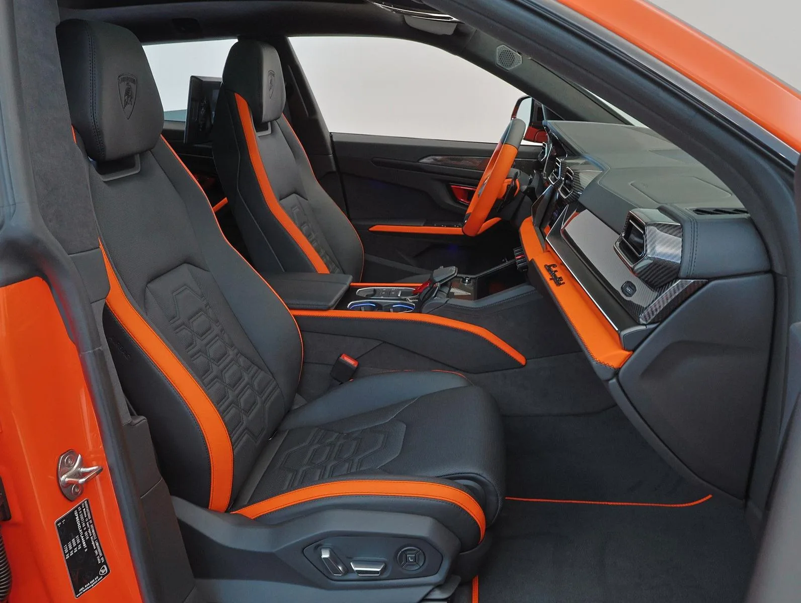 2026 Lamborghini Urus SE, 13/23