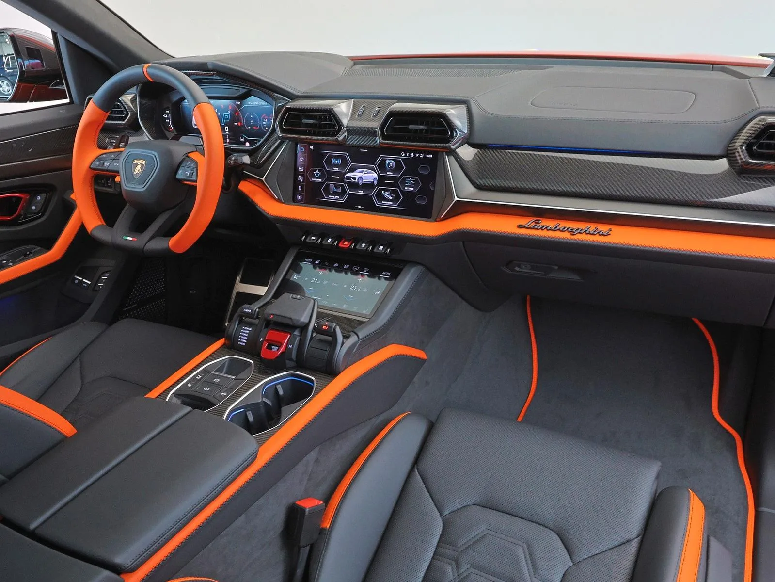 2026 Lamborghini Urus SE, 15/23